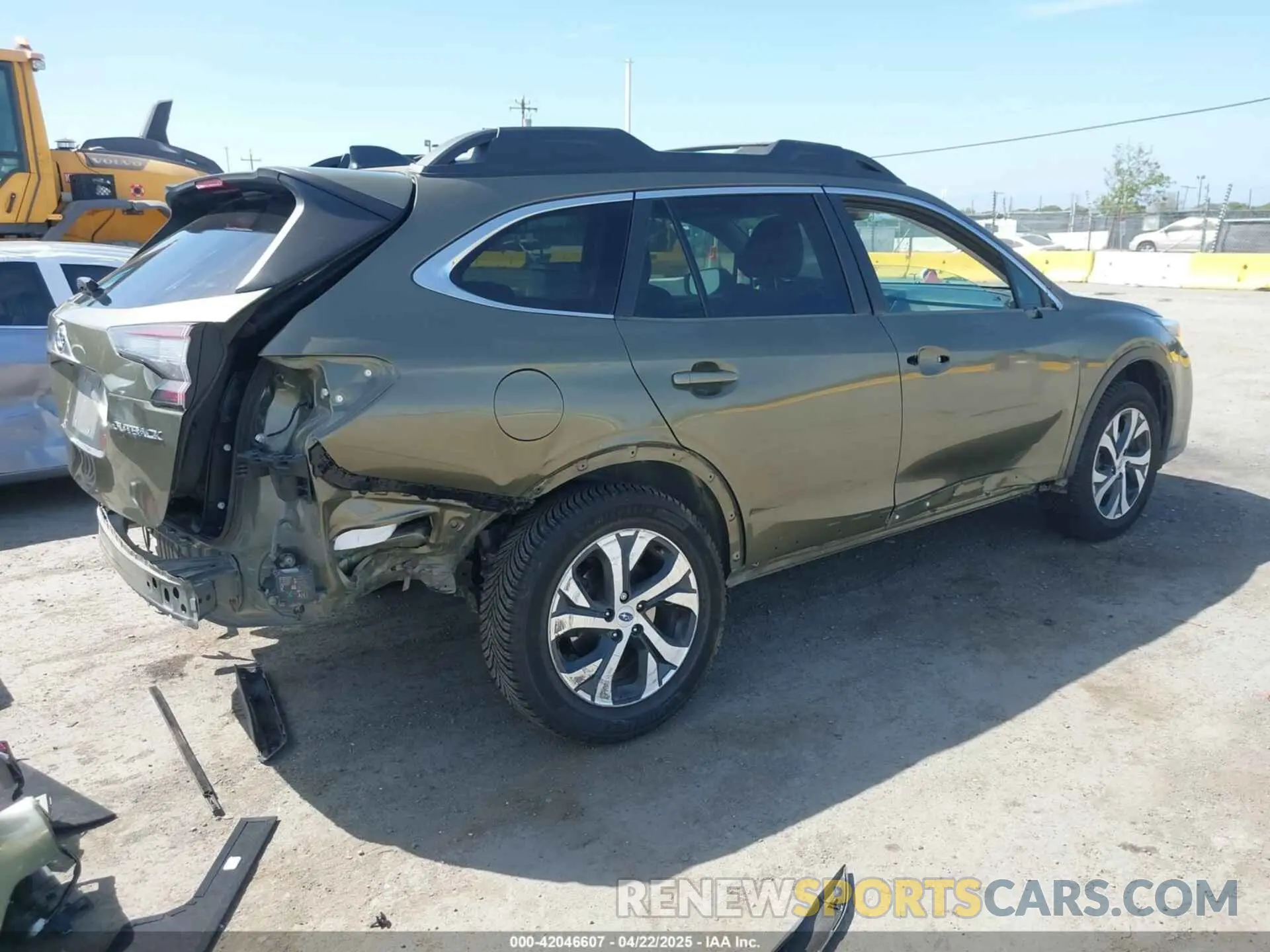 4 Photograph of a damaged car 4S4BTANC4N3151367 SUBARU OUTBACK 2022