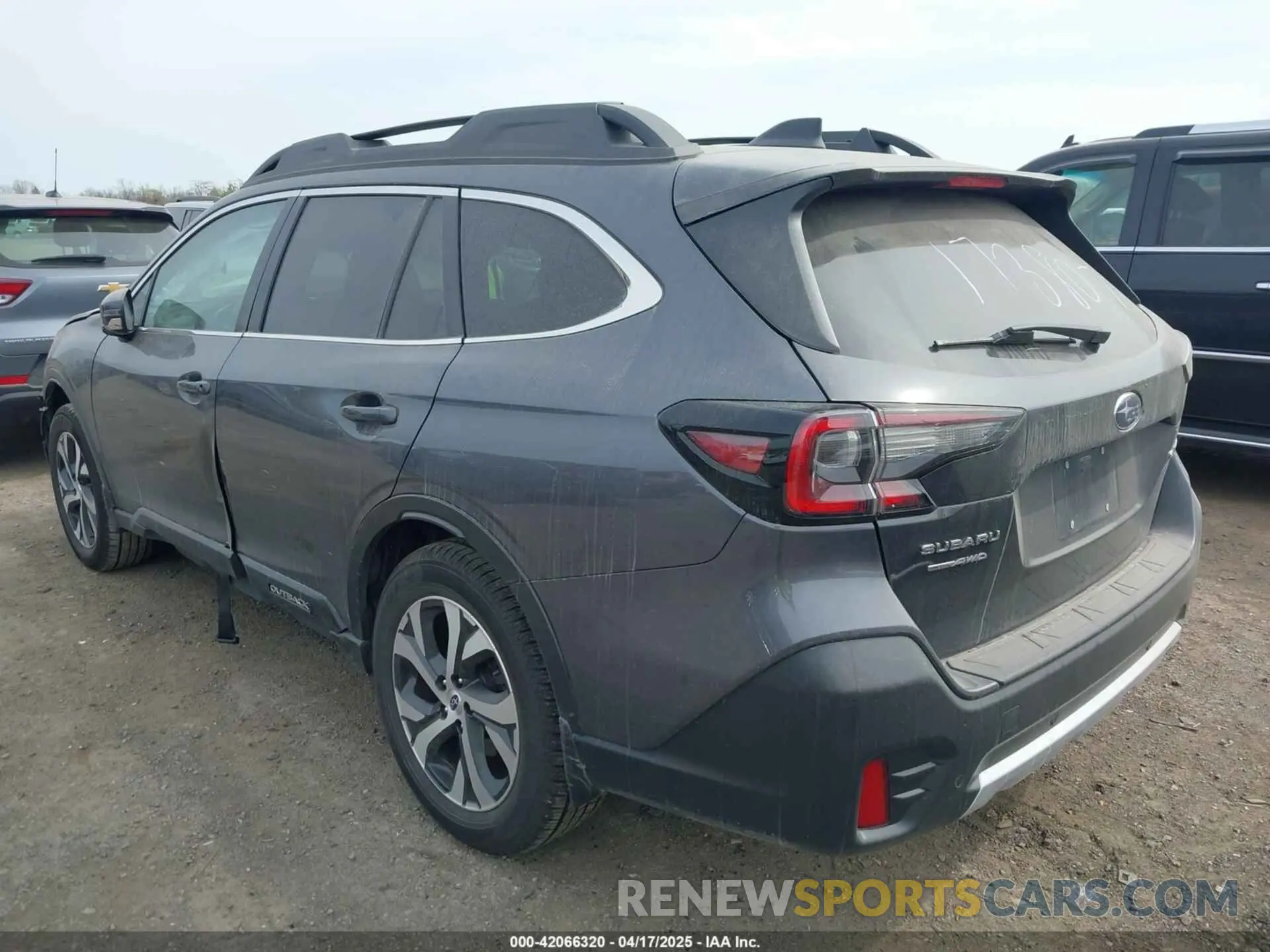 3 Photograph of a damaged car 4S4BTANC6N3173807 SUBARU OUTBACK 2022
