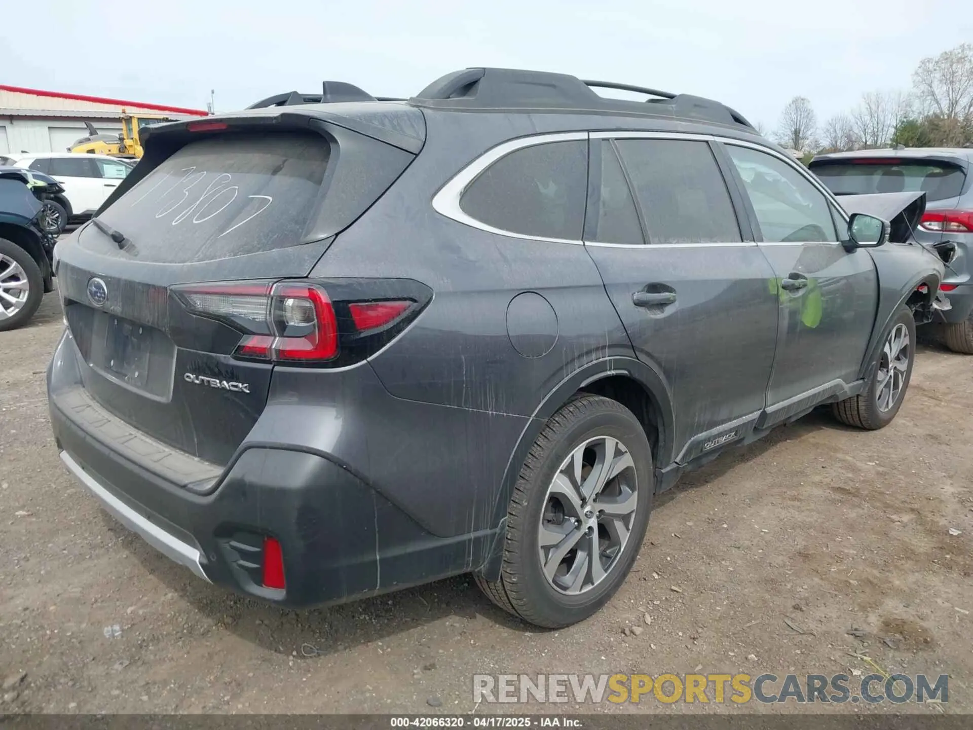 4 Photograph of a damaged car 4S4BTANC6N3173807 SUBARU OUTBACK 2022