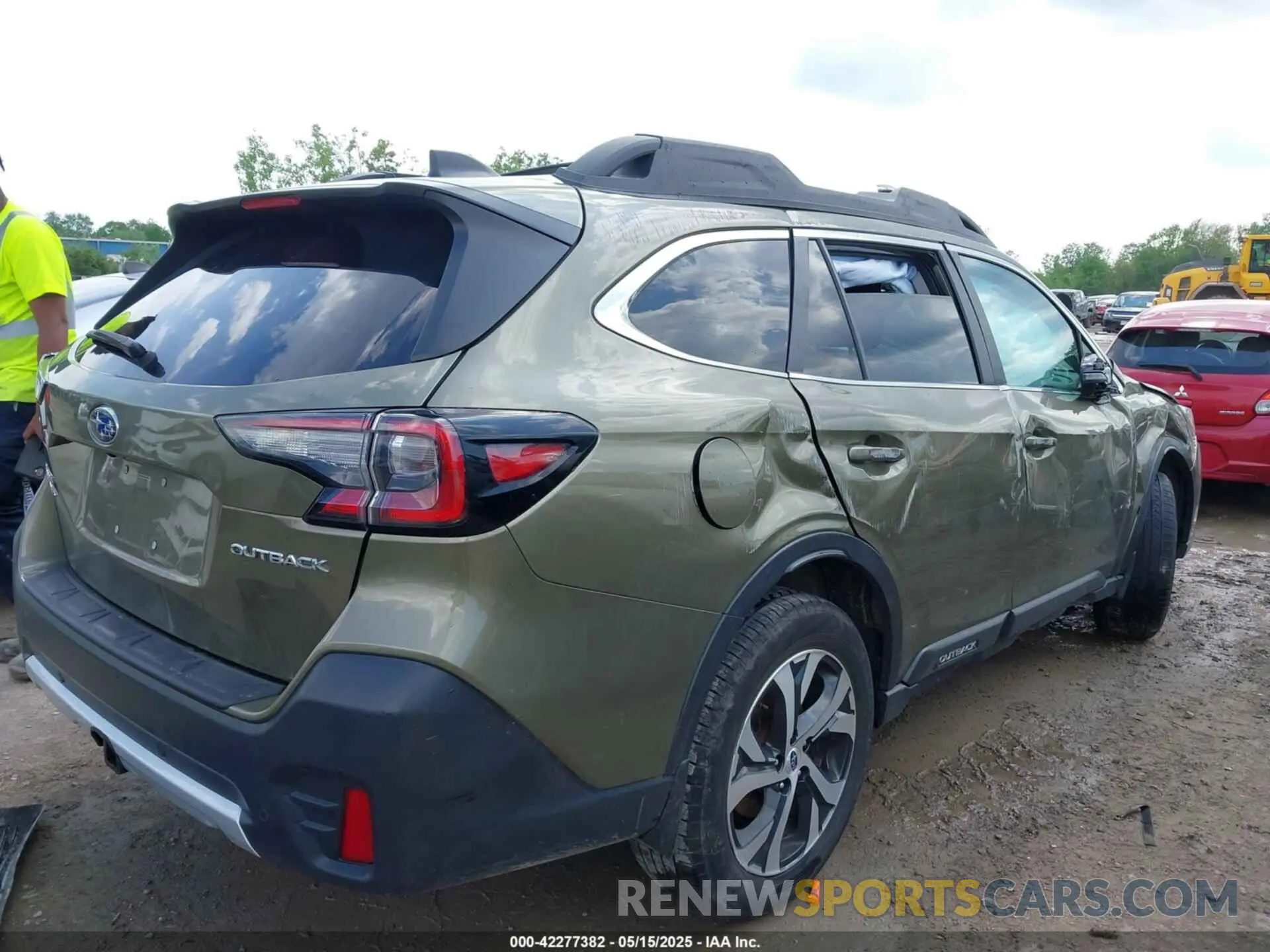 4 Photograph of a damaged car 4S4BTANC6N3186444 SUBARU OUTBACK 2022