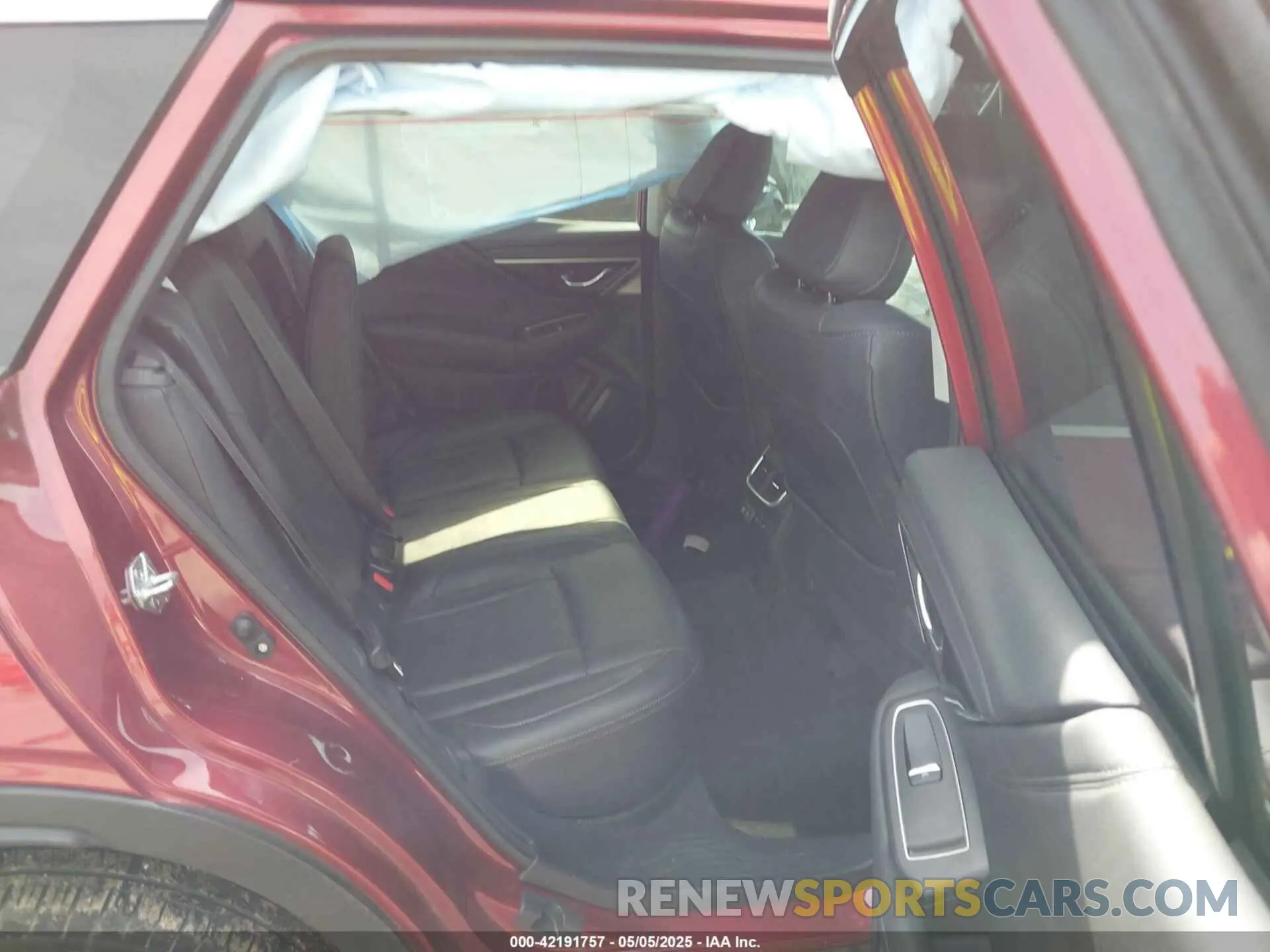 8 Photograph of a damaged car 4S4BTANC7N3125409 SUBARU OUTBACK 2022