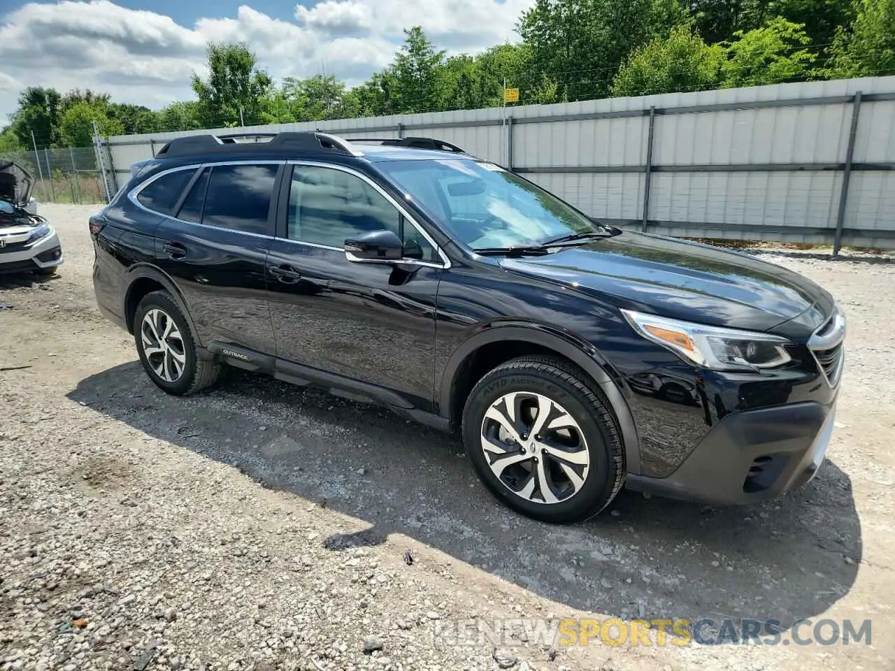 4 Photograph of a damaged car 4S4BTANC8N3192732 SUBARU OUTBACK 2022
