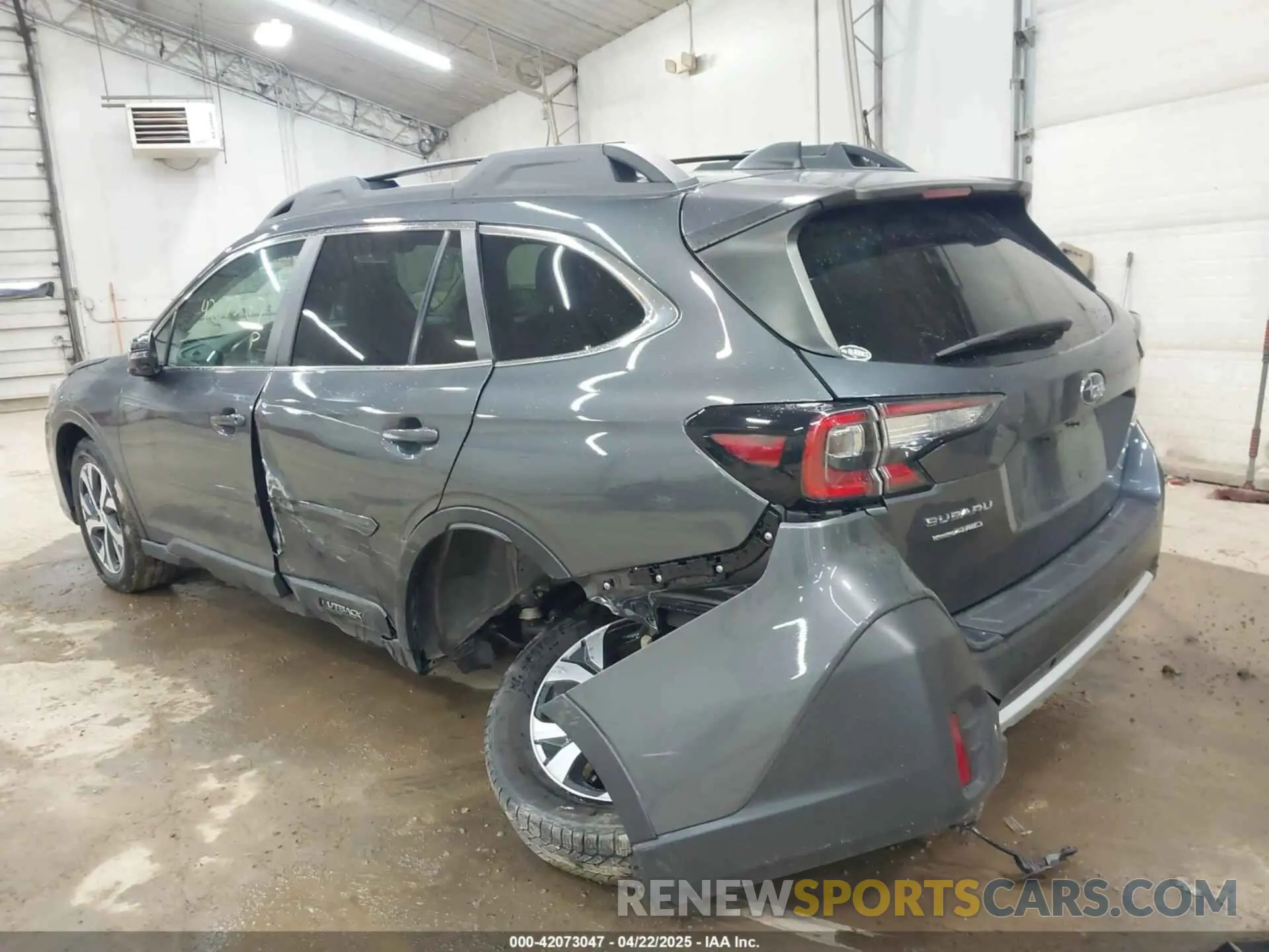 3 Photograph of a damaged car 4S4BTANC9N3129123 SUBARU OUTBACK 2022