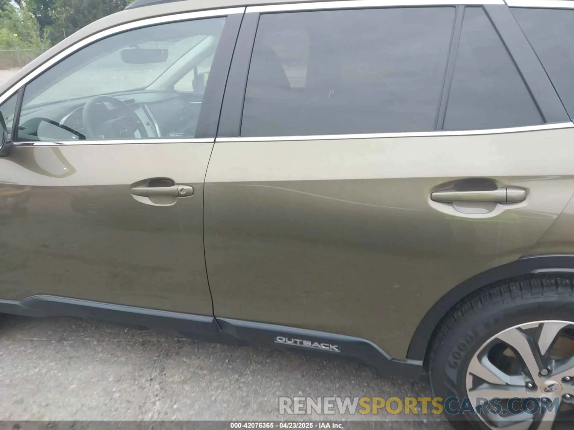 14 Photograph of a damaged car 4S4BTANC9N3165989 SUBARU OUTBACK 2022