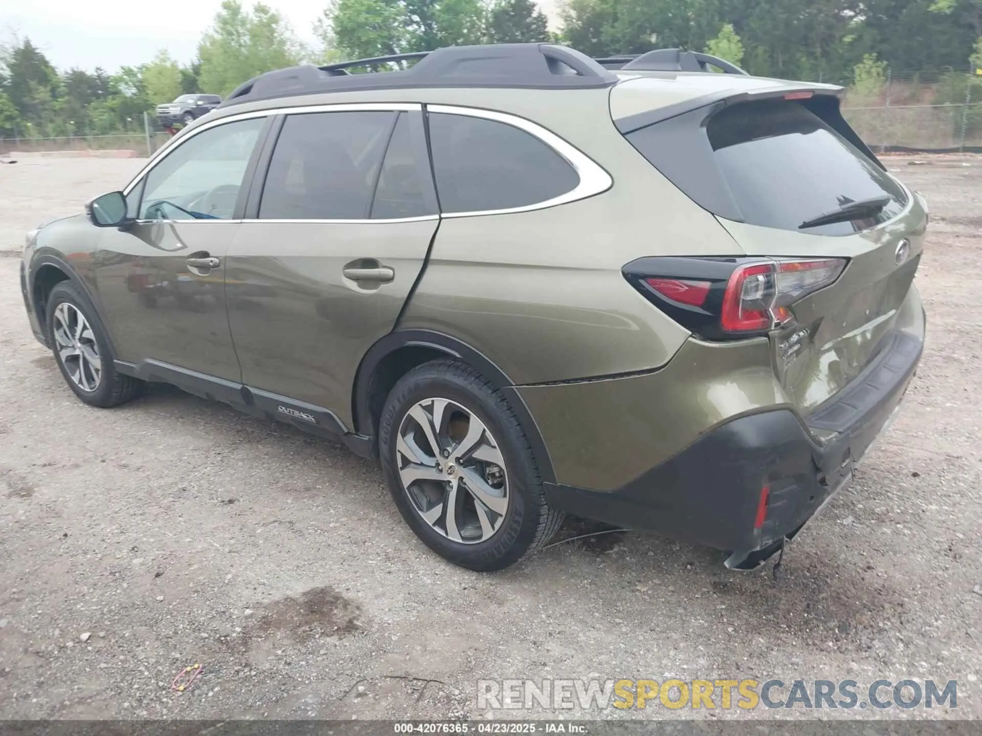 3 Photograph of a damaged car 4S4BTANC9N3165989 SUBARU OUTBACK 2022