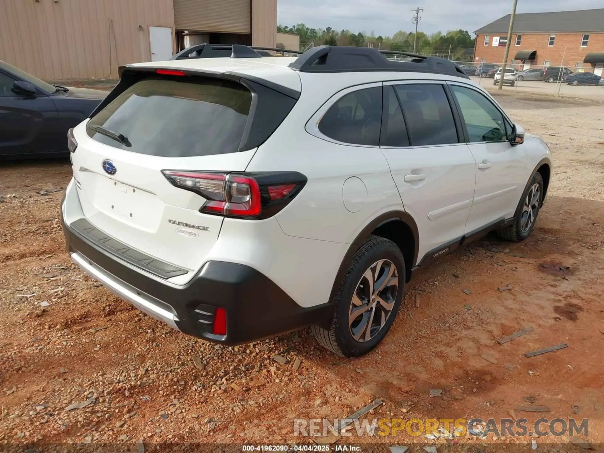 4 Photograph of a damaged car 4S4BTANC9N3250430 SUBARU OUTBACK 2022