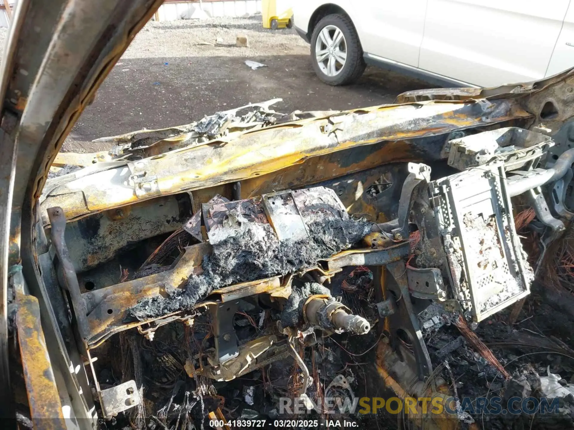 7 Photograph of a damaged car 4S4BTANCXN3202970 SUBARU OUTBACK 2022