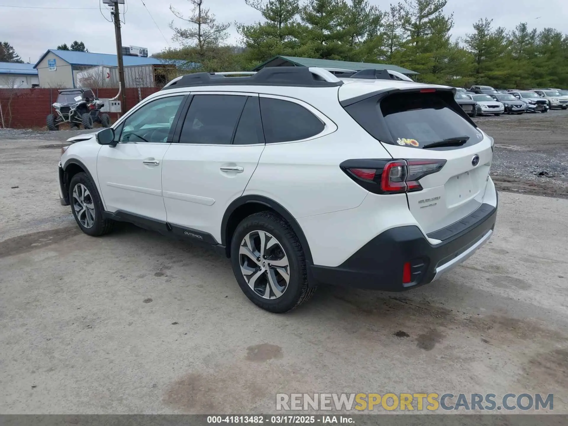 3 Photograph of a damaged car 4S4BTAPC0N3178174 SUBARU OUTBACK 2022
