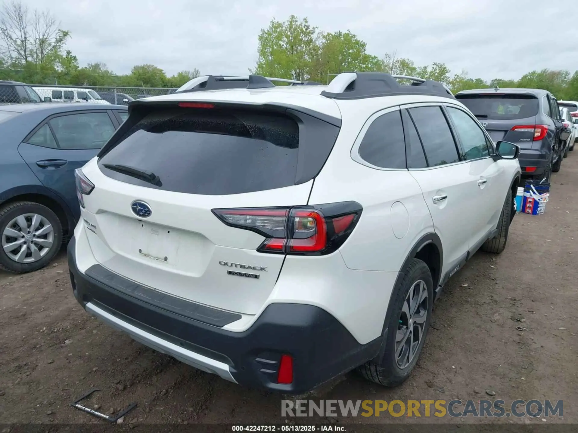 4 Photograph of a damaged car 4S4BTAPC1N3217113 SUBARU OUTBACK 2022