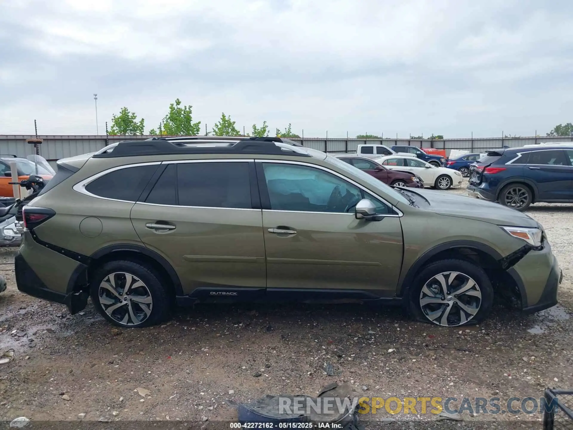14 Photograph of a damaged car 4S4BTAPC3N3147176 SUBARU OUTBACK 2022