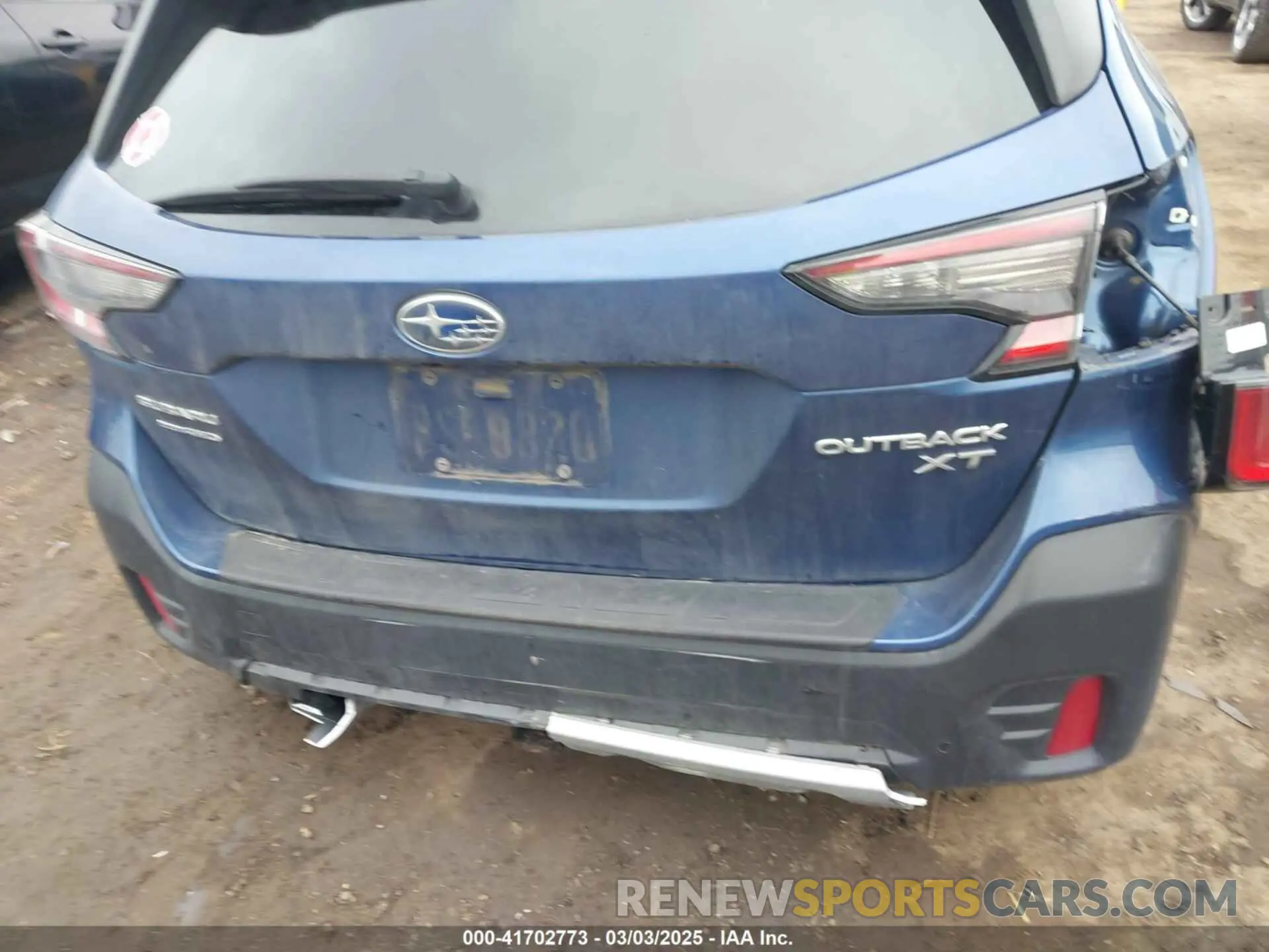 17 Photograph of a damaged car 4S4BTGND0N3250702 SUBARU OUTBACK 2022
