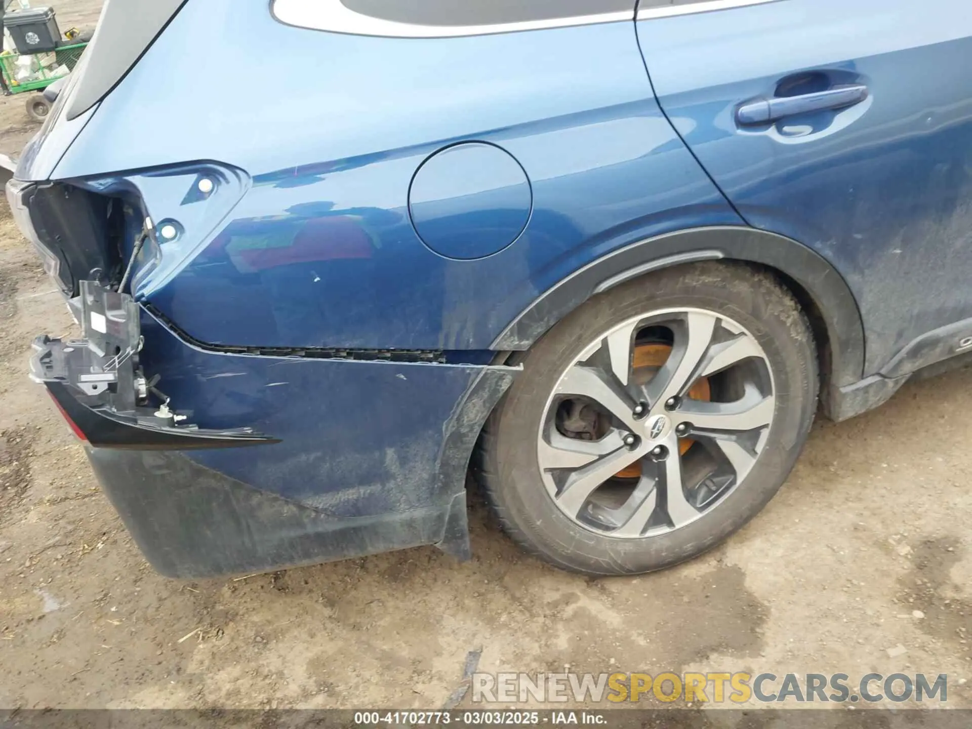 18 Photograph of a damaged car 4S4BTGND0N3250702 SUBARU OUTBACK 2022