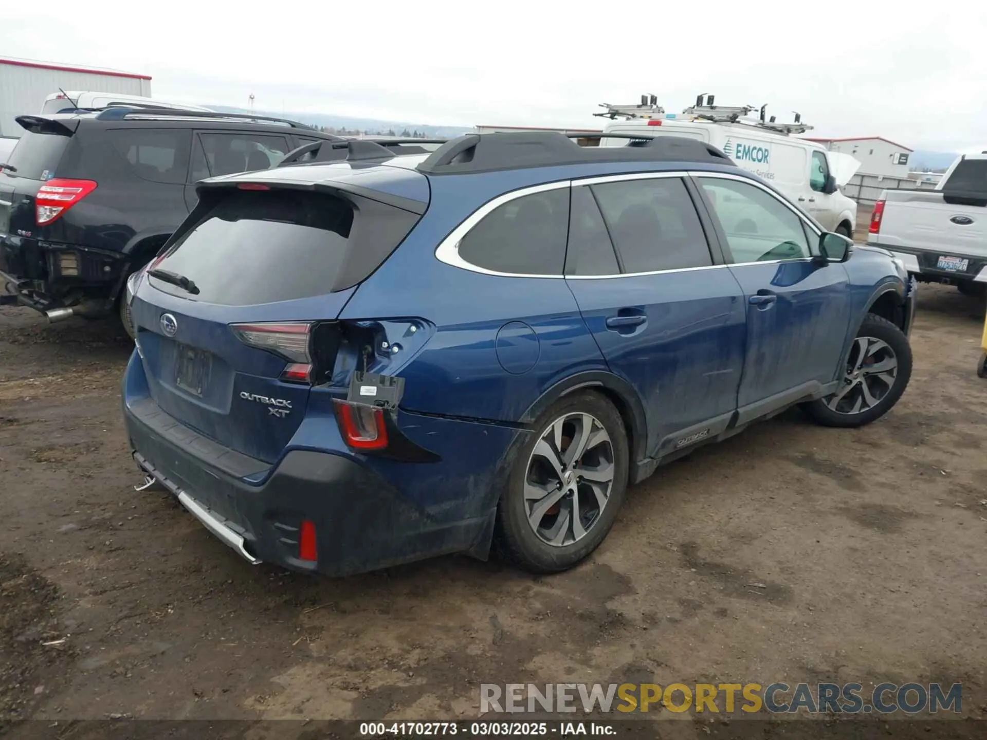 4 Photograph of a damaged car 4S4BTGND0N3250702 SUBARU OUTBACK 2022