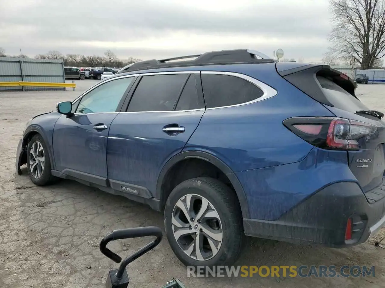 2 Photograph of a damaged car 4S4BTGPD4N3190095 SUBARU OUTBACK 2022