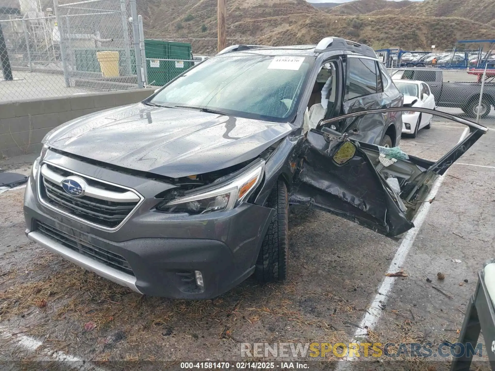 2 Photograph of a damaged car 4S4BTGPD7N3107081 SUBARU OUTBACK 2022