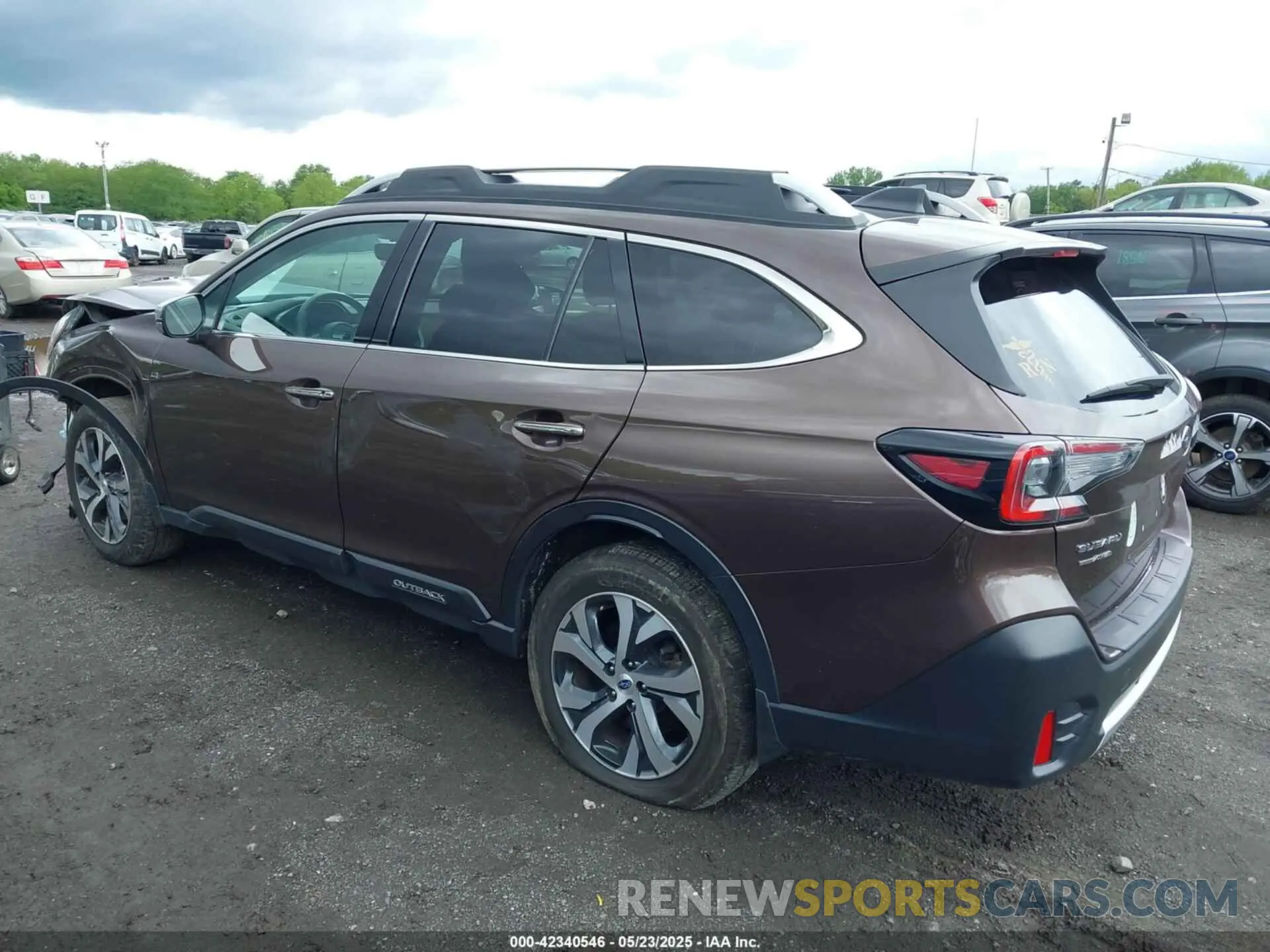 17 Photograph of a damaged car 4S4BTGPD8N3104545 SUBARU OUTBACK 2022
