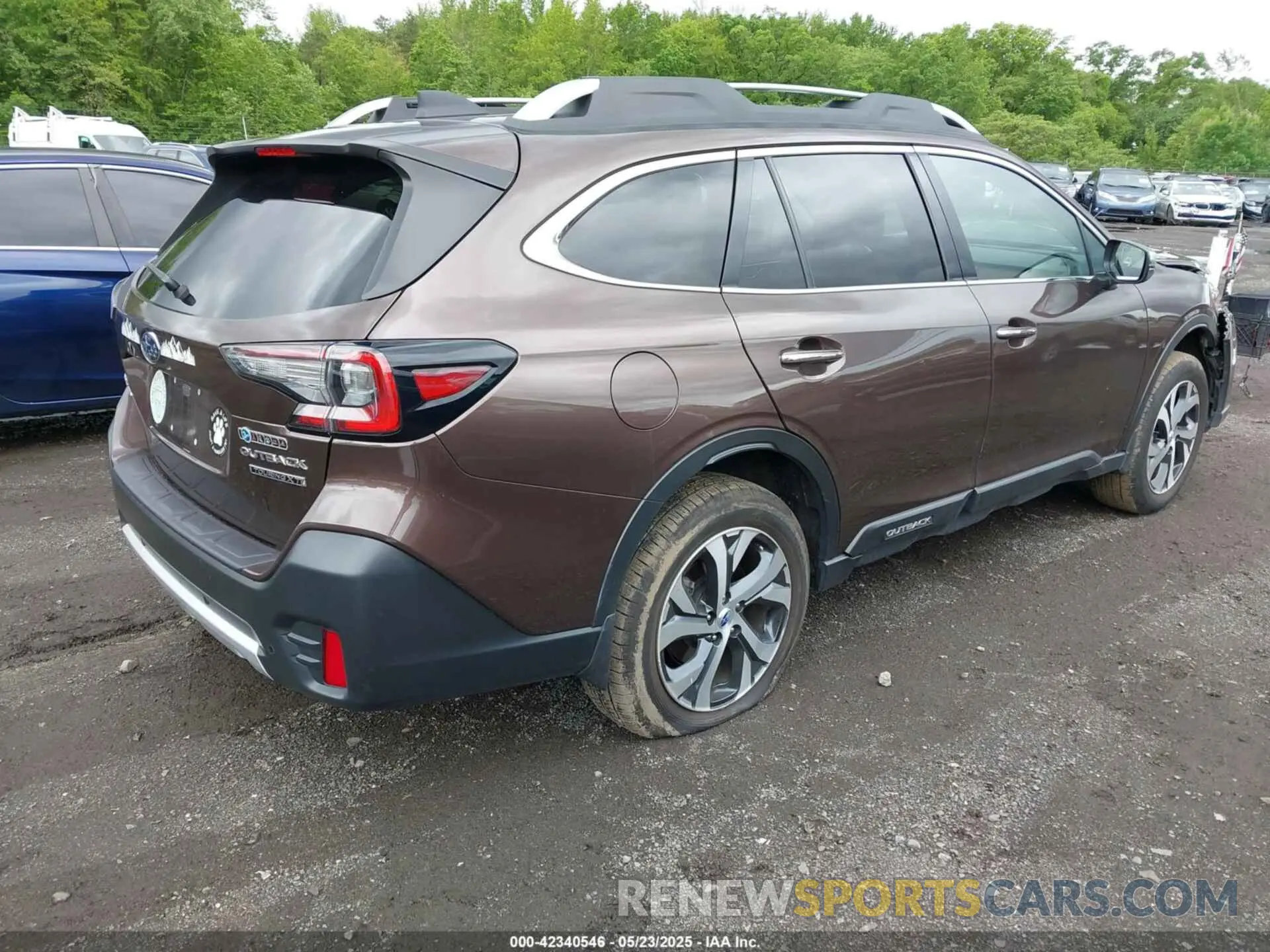 4 Photograph of a damaged car 4S4BTGPD8N3104545 SUBARU OUTBACK 2022