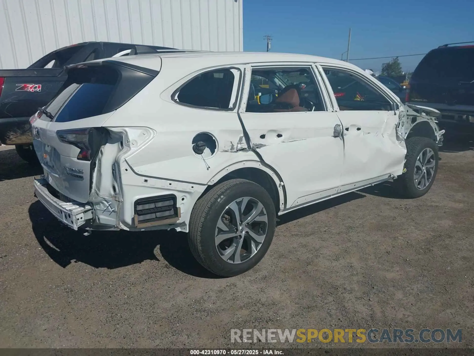 4 Photograph of a damaged car 4S4BTGPD9N3276423 SUBARU OUTBACK 2022