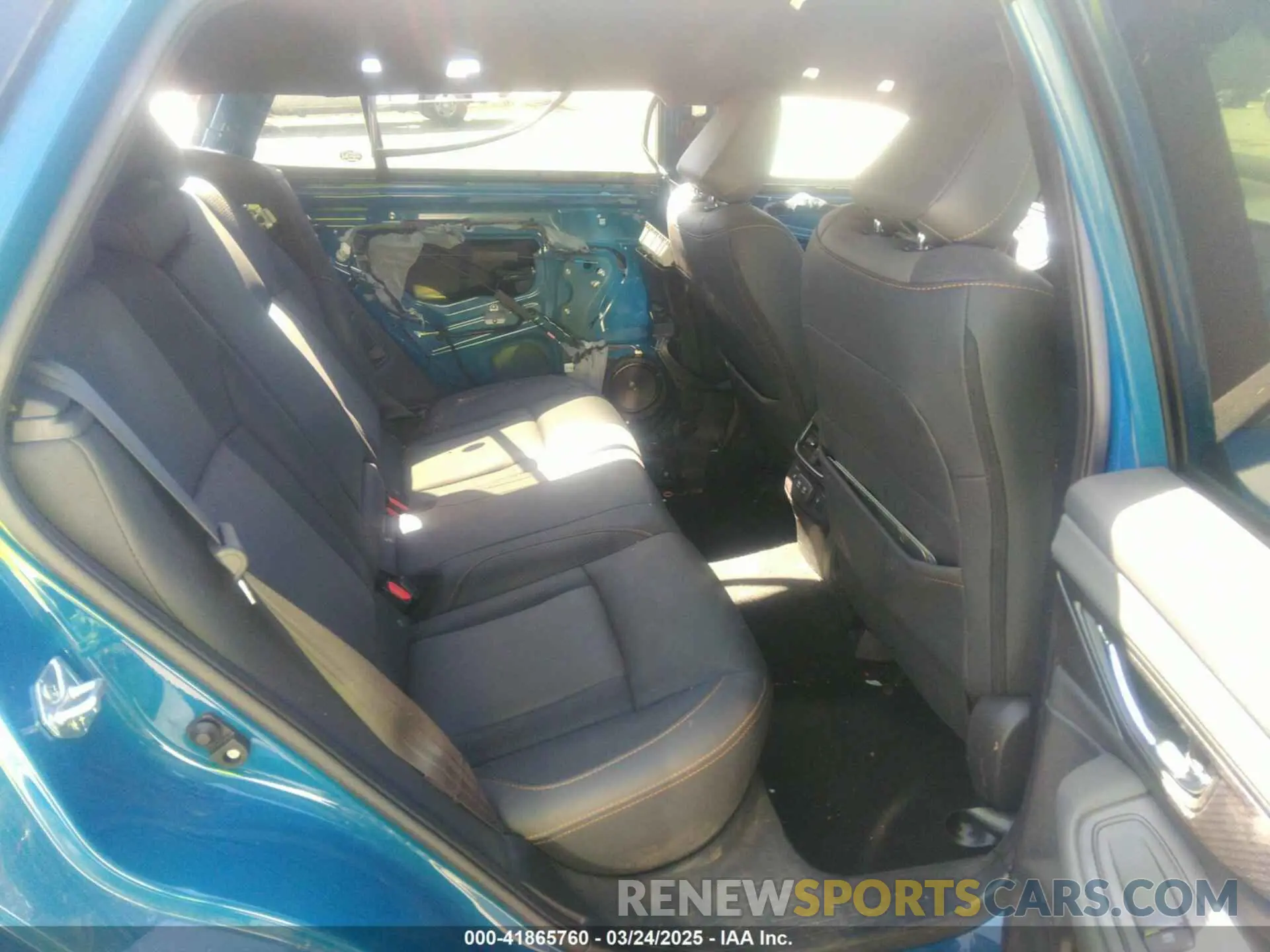 8 Photograph of a damaged car 4S4BTGSD3N3142241 SUBARU OUTBACK 2022