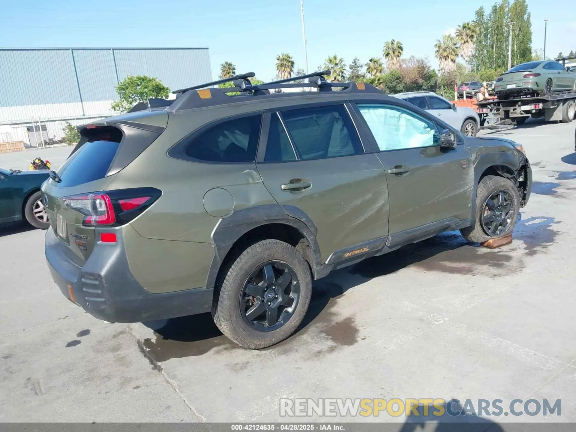 4 Photograph of a damaged car 4S4BTGUD5N3199165 SUBARU OUTBACK 2022