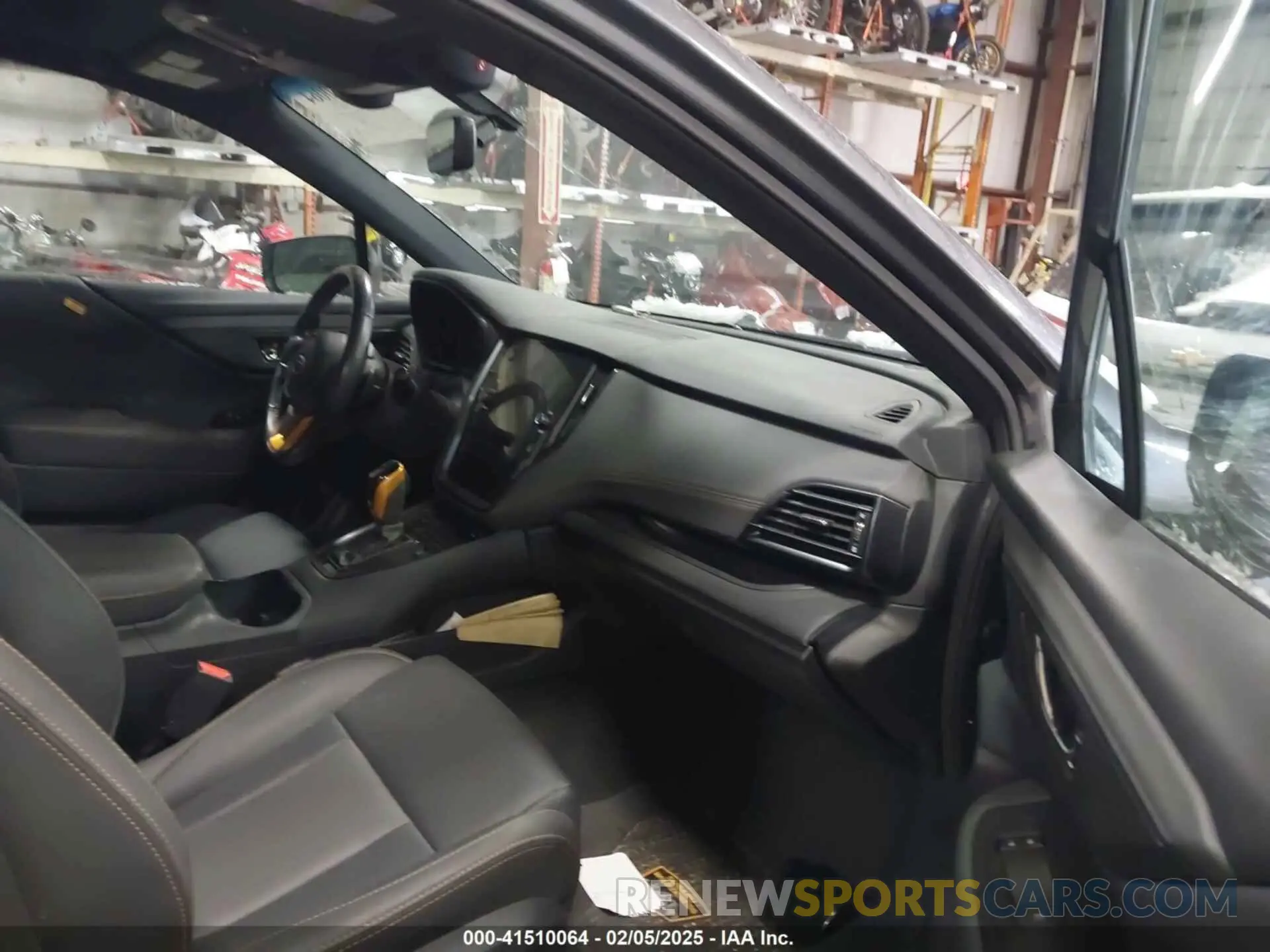 5 Photograph of a damaged car 4S4BTGUD5N3247425 SUBARU OUTBACK 2022