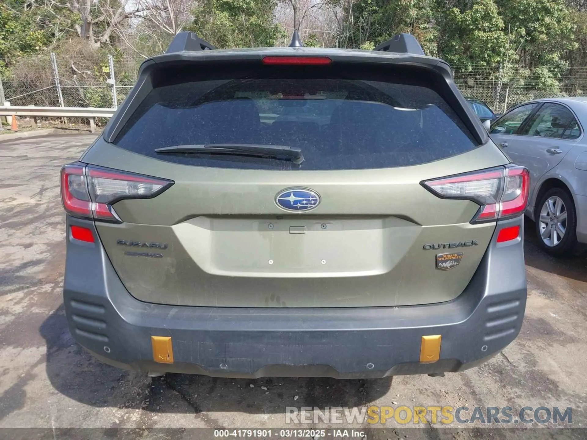16 Photograph of a damaged car 4S4BTGUD7N3127495 SUBARU OUTBACK 2022