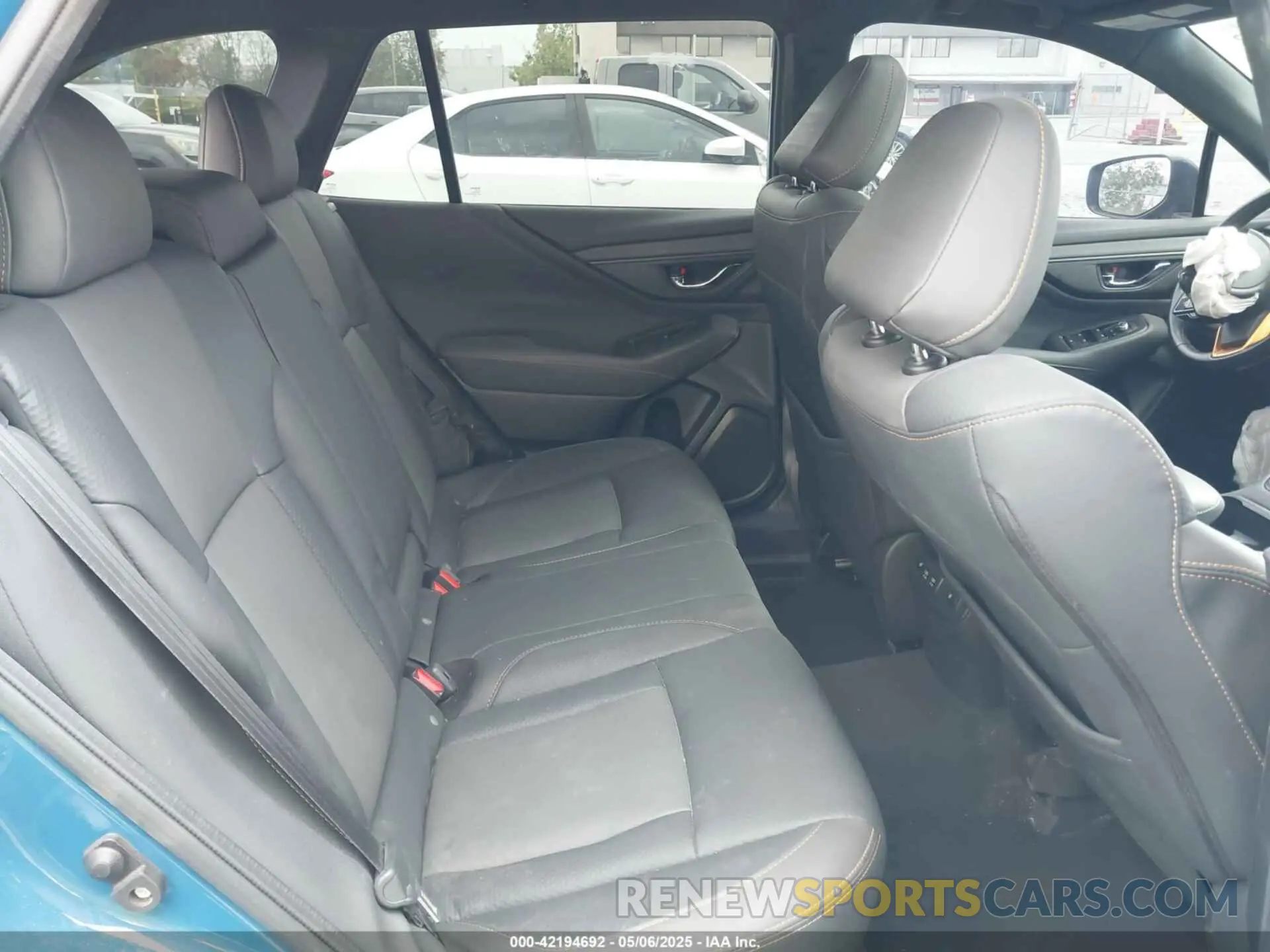 8 Photograph of a damaged car 4S4BTGUD9N3208305 SUBARU OUTBACK 2022