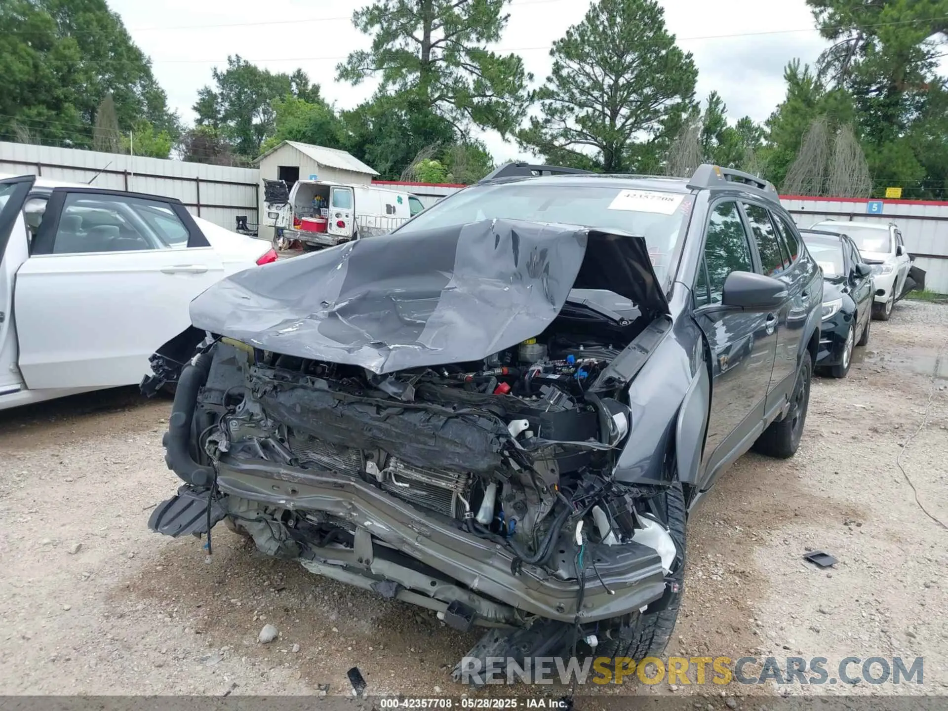 6 Photograph of a damaged car 4S4BTGUDXN3159843 SUBARU OUTBACK 2022
