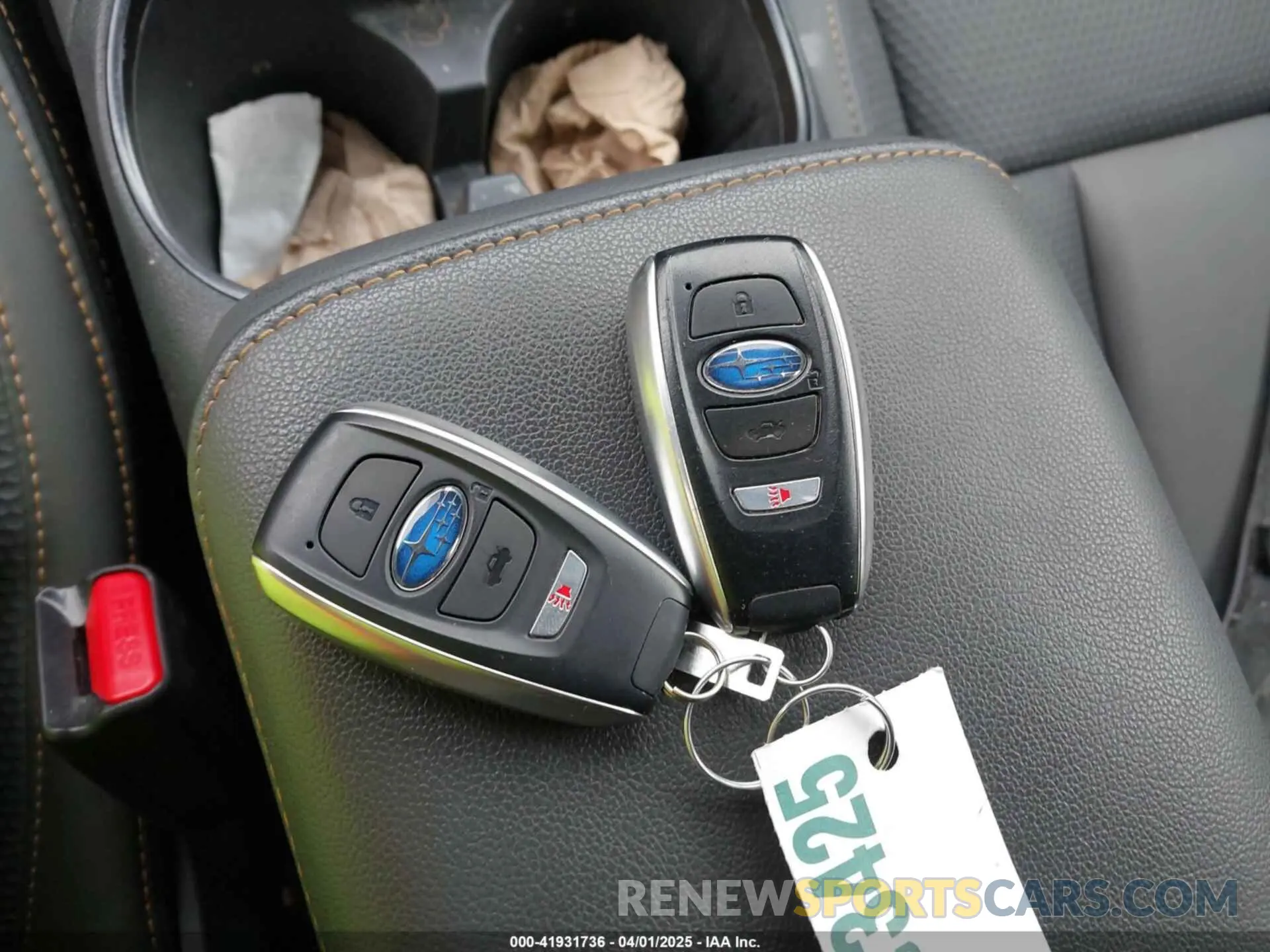 11 Photograph of a damaged car 4S4BTGUDXN3182443 SUBARU OUTBACK 2022
