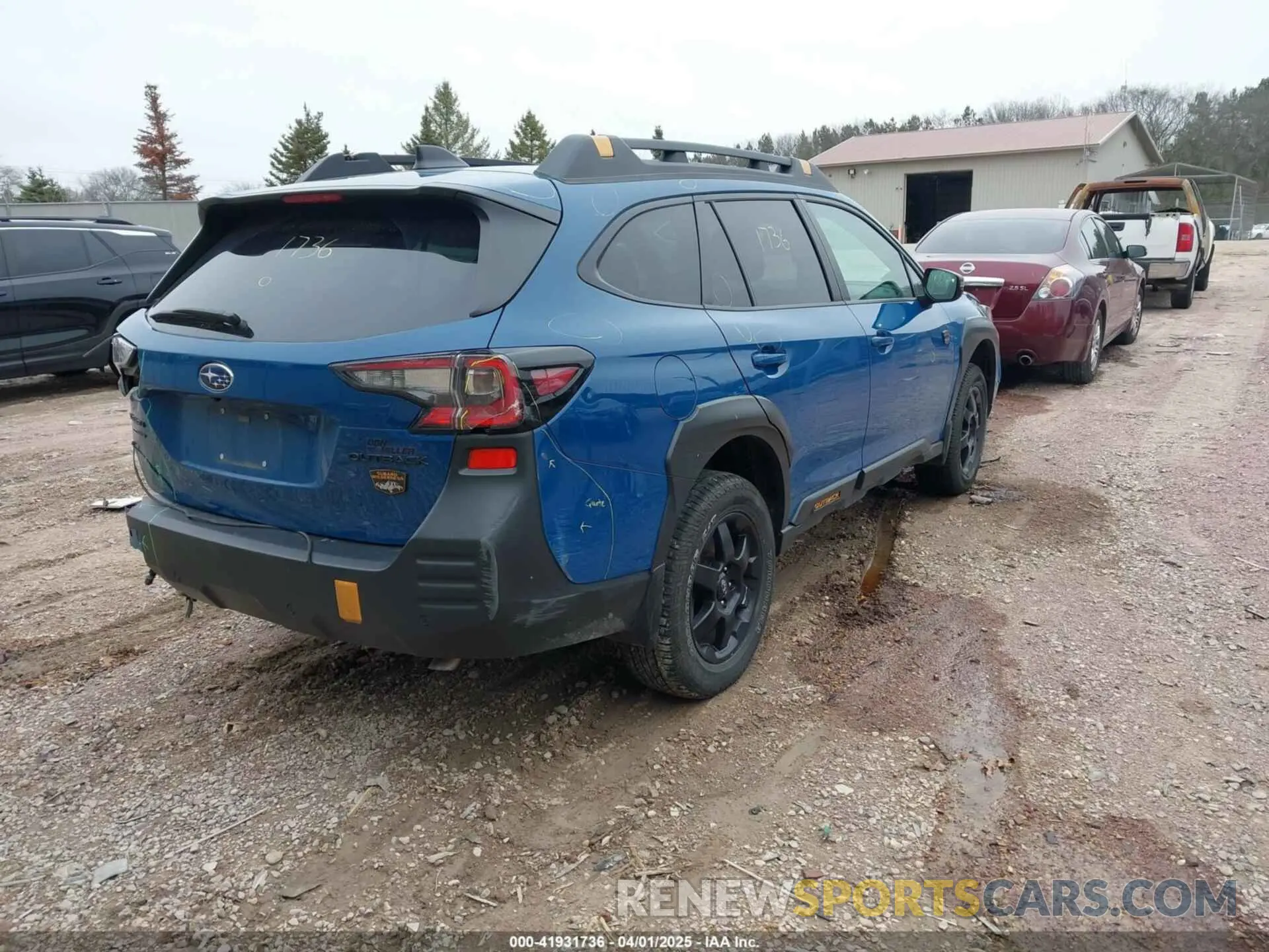 4 Photograph of a damaged car 4S4BTGUDXN3182443 SUBARU OUTBACK 2022