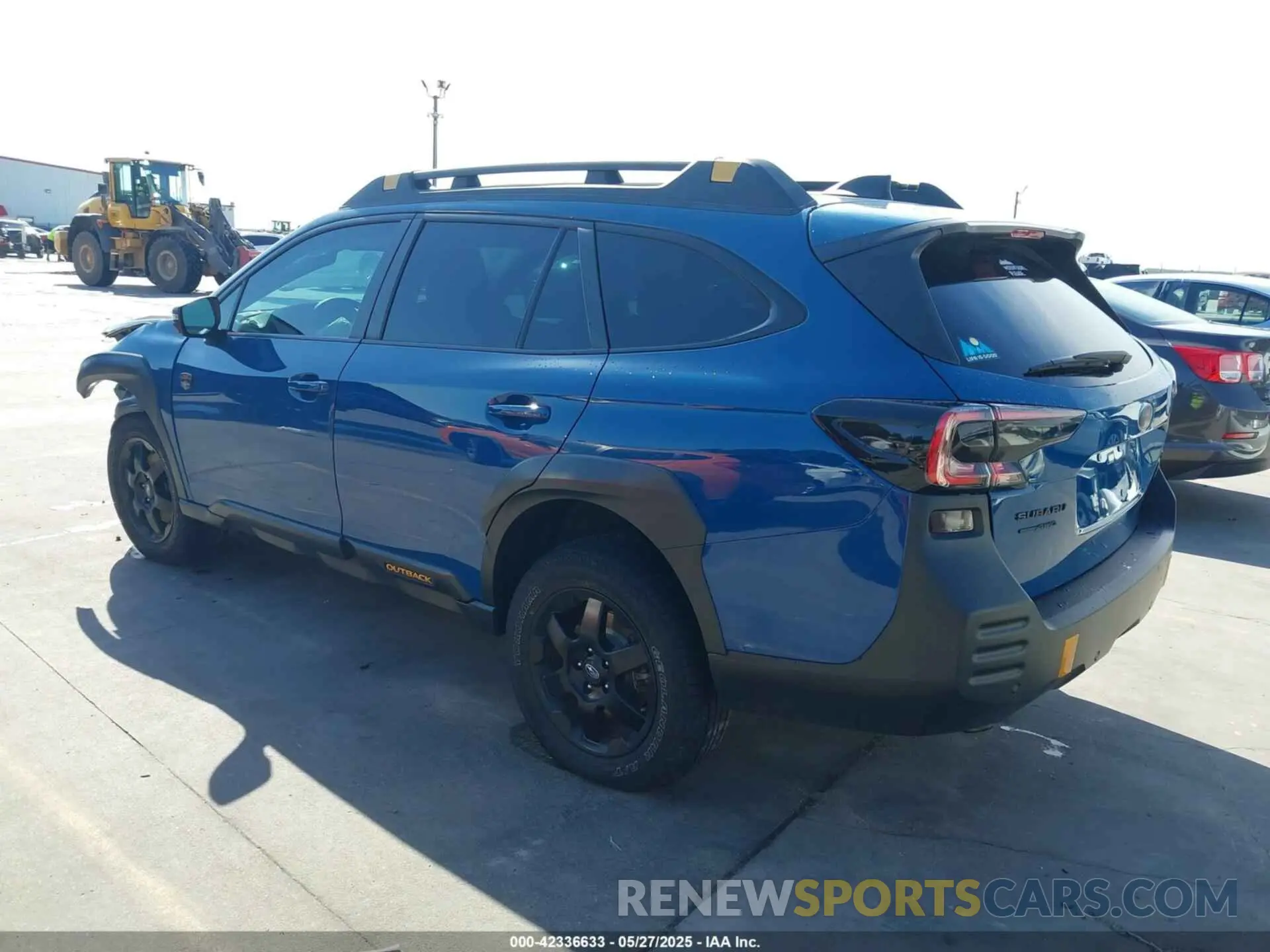 3 Photograph of a damaged car 4S4BTGUDXN3266116 SUBARU OUTBACK 2022