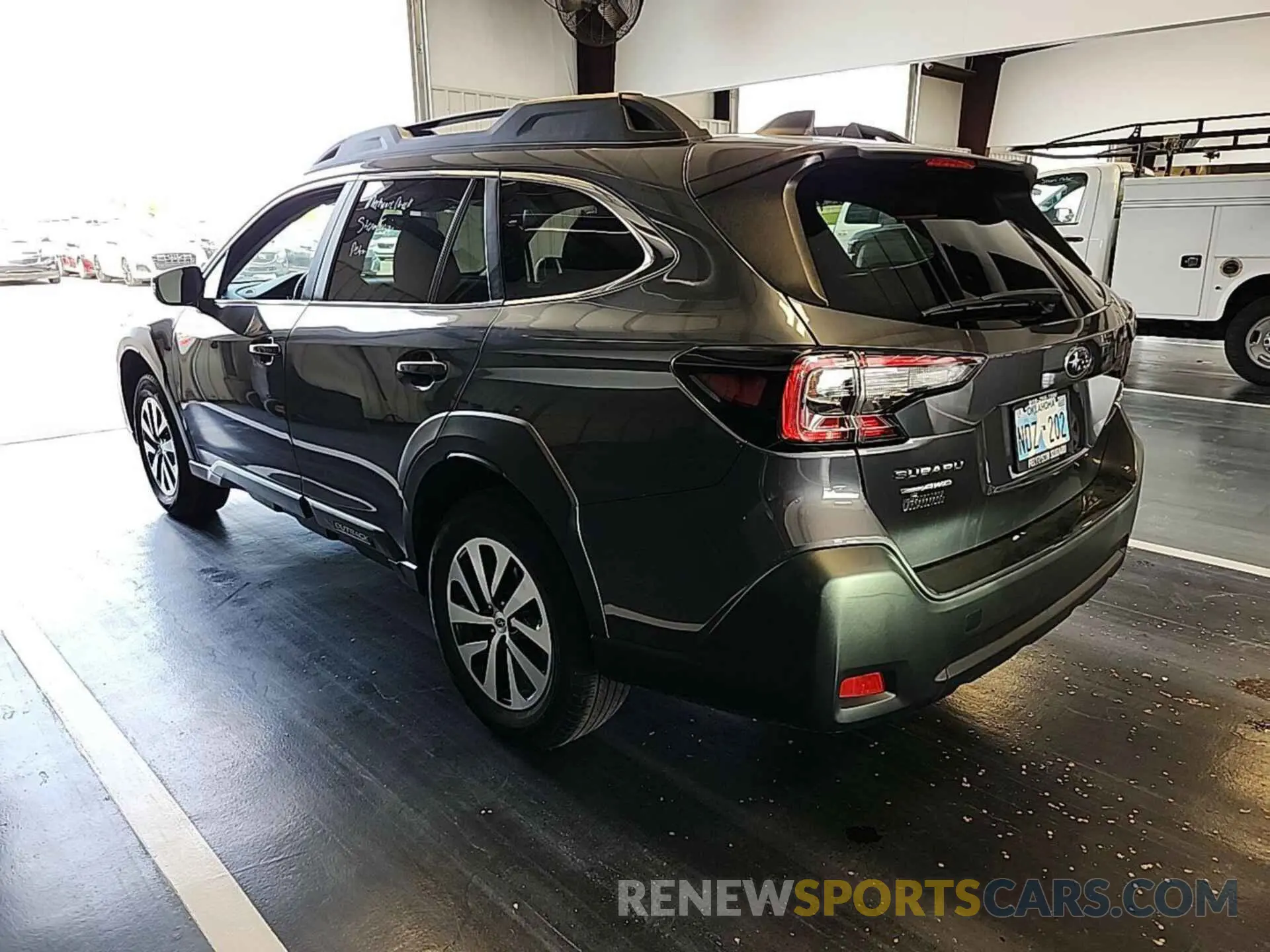 5 Photograph of a damaged car 4S4BTACC5P3128573 SUBARU OUTBACK 2023
