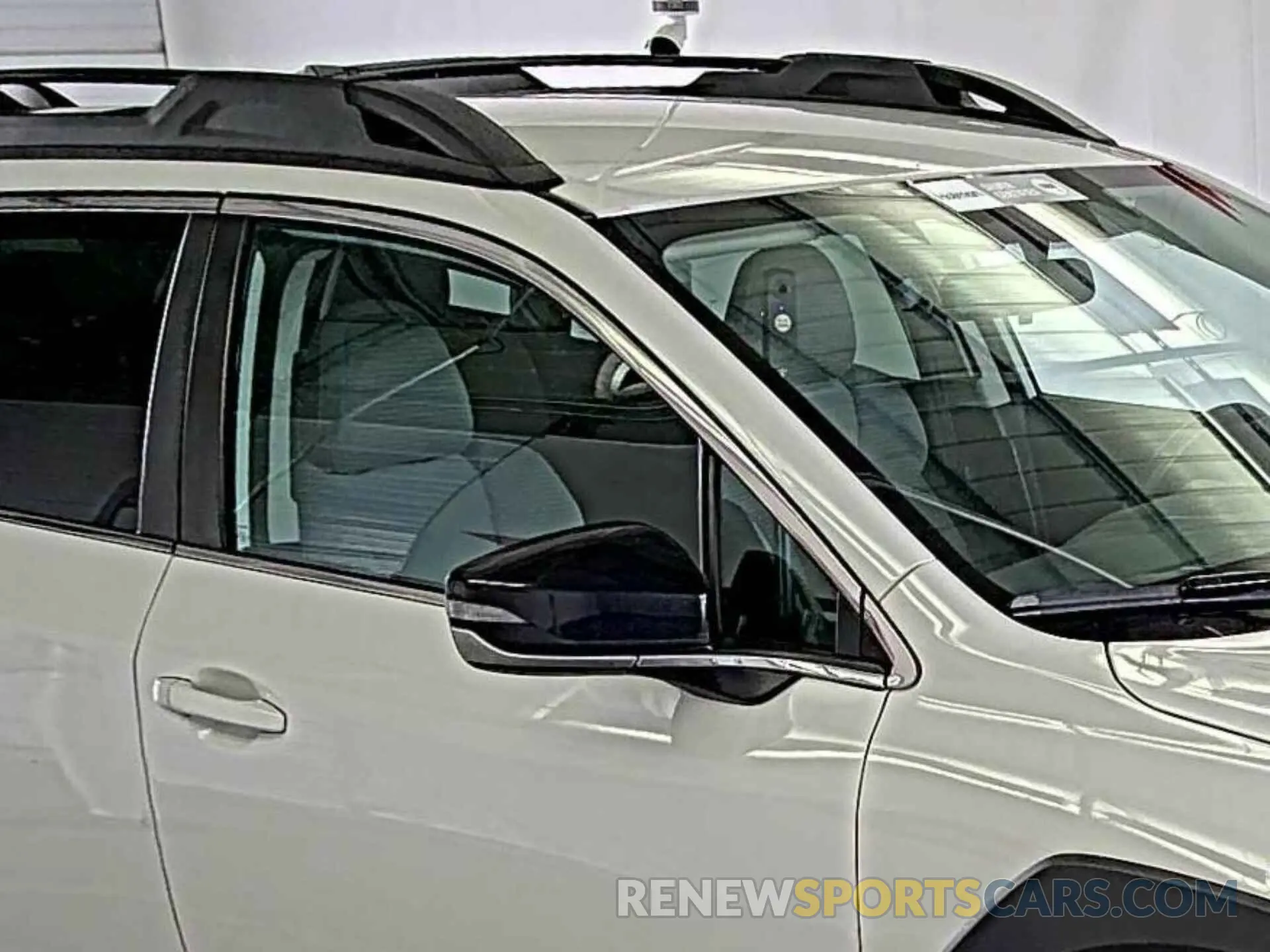 32 Photograph of a damaged car 4S4BTADC4P3139918 SUBARU OUTBACK 2023