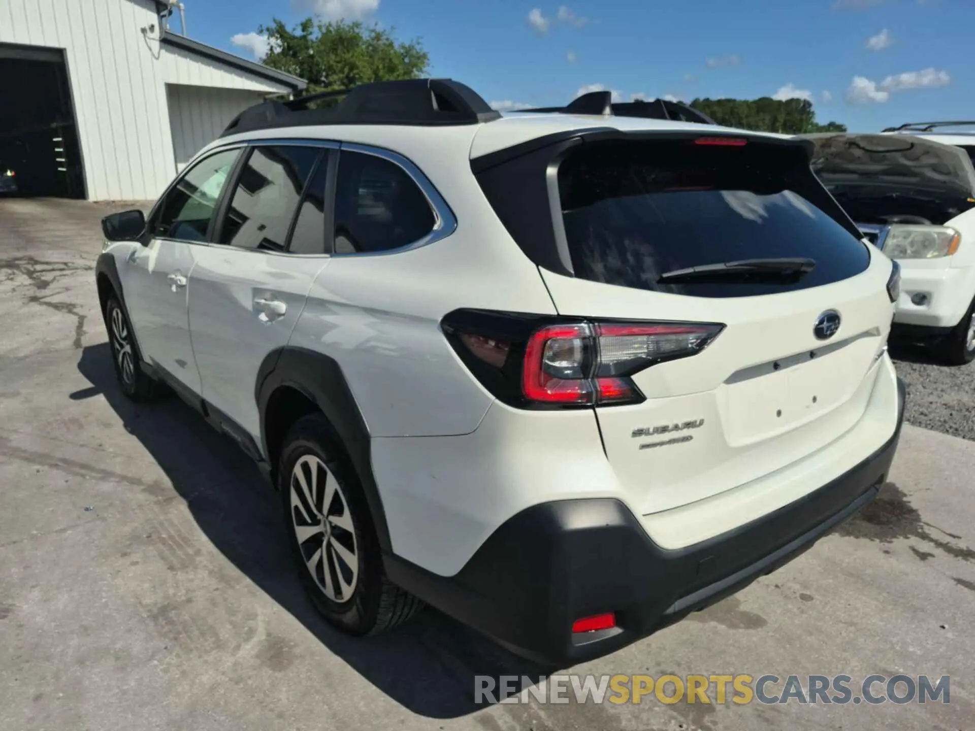 7 Photograph of a damaged car 4S4BTADCXP3211169 SUBARU OUTBACK 2023