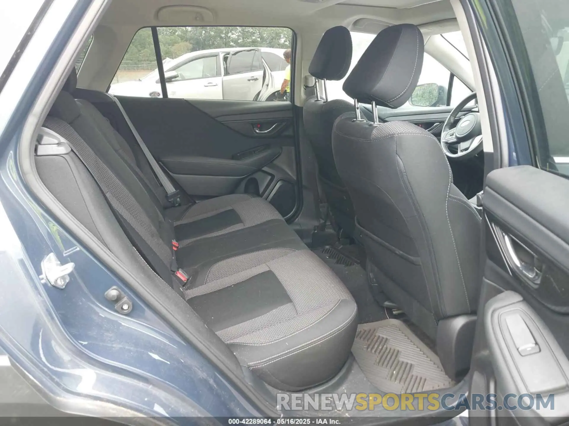 8 Photograph of a damaged car 4S4BTAFC9P3158199 SUBARU OUTBACK 2023