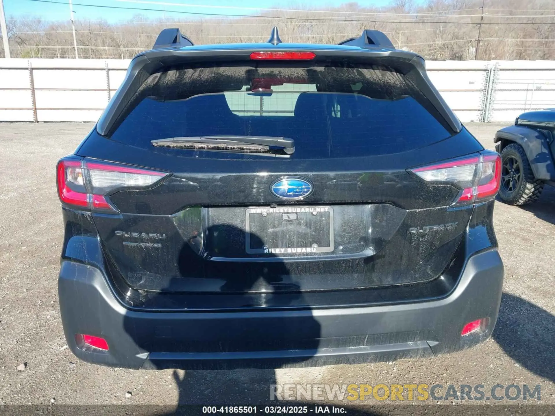 16 Photograph of a damaged car 4S4BTAJC9P3153835 SUBARU OUTBACK 2023