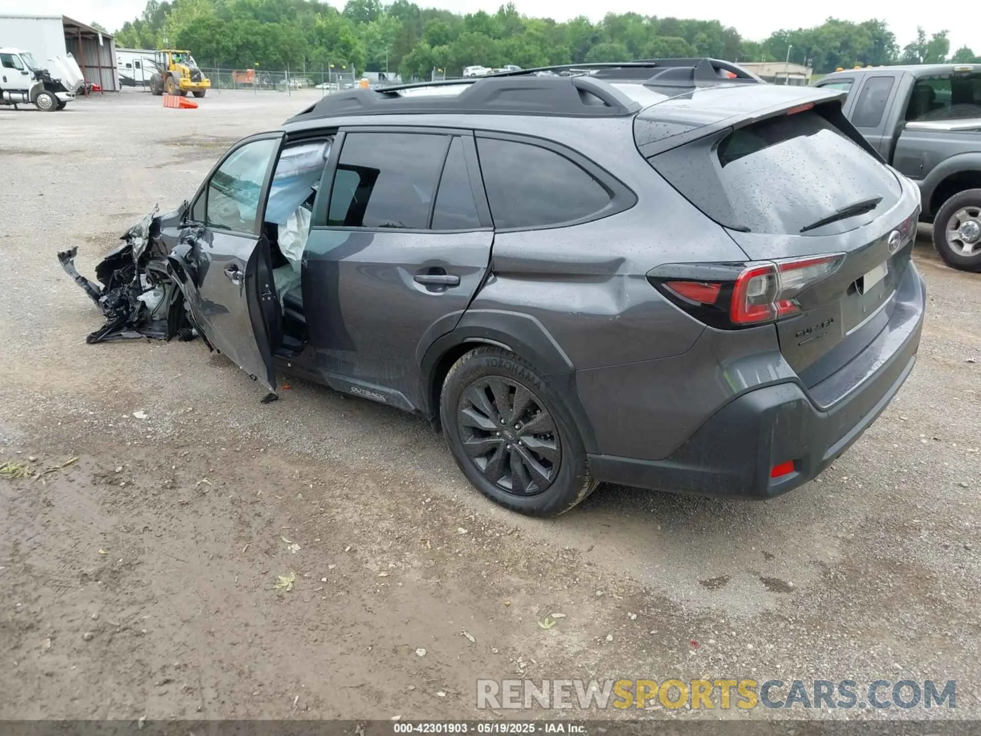 3 Photograph of a damaged car 4S4BTALC1P3119434 SUBARU OUTBACK 2023