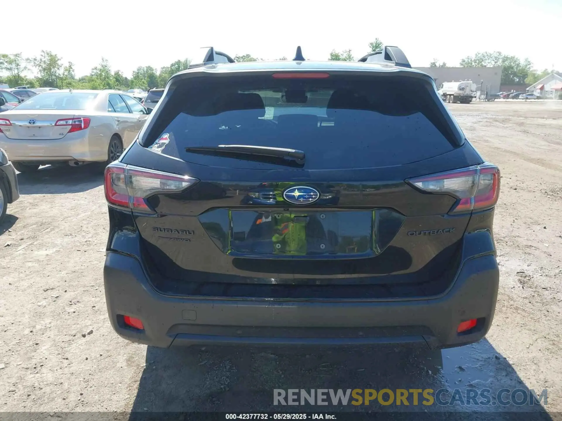 16 Photograph of a damaged car 4S4BTALC5P3193942 SUBARU OUTBACK 2023