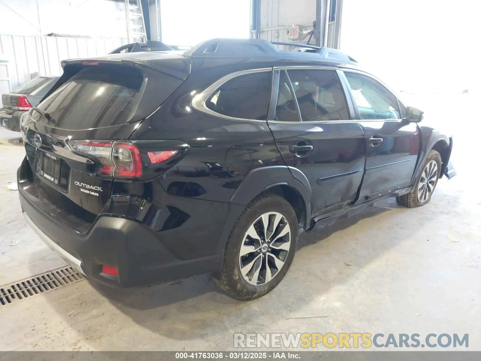 4 Photograph of a damaged car 4S4BTANC2P3139768 SUBARU OUTBACK 2023