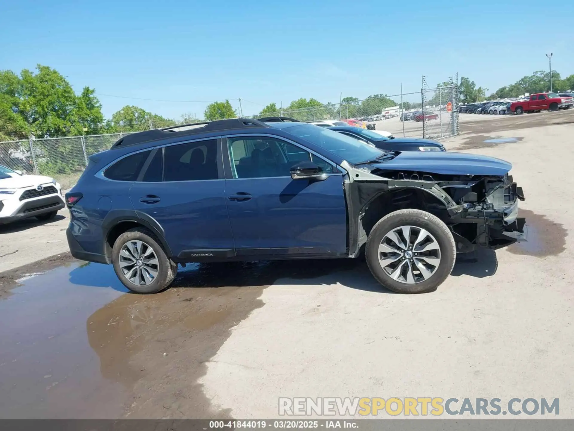 13 Photograph of a damaged car 4S4BTANC2P3198500 SUBARU OUTBACK 2023