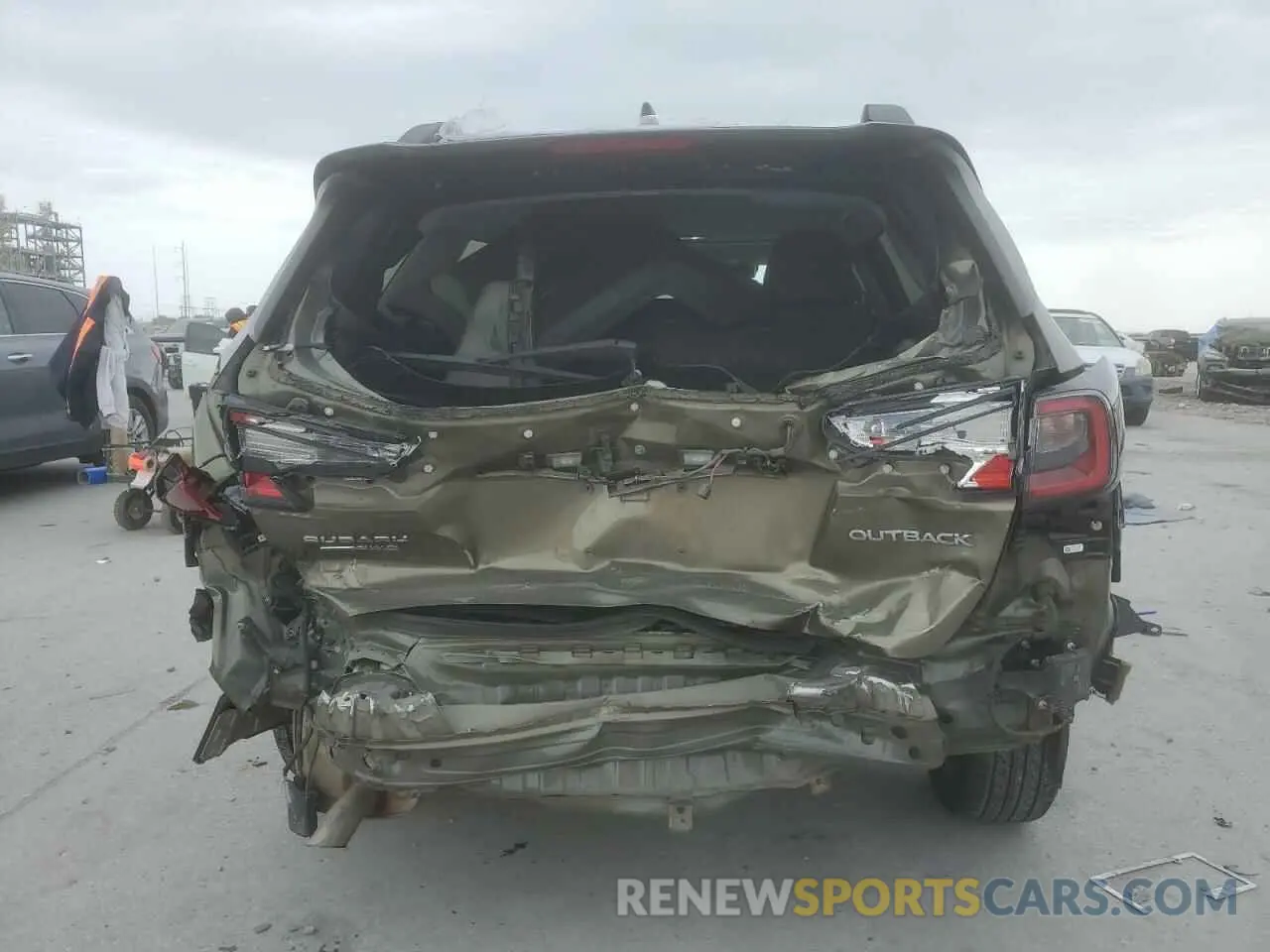 6 Photograph of a damaged car 4S4BTANC5P3105291 SUBARU OUTBACK 2023