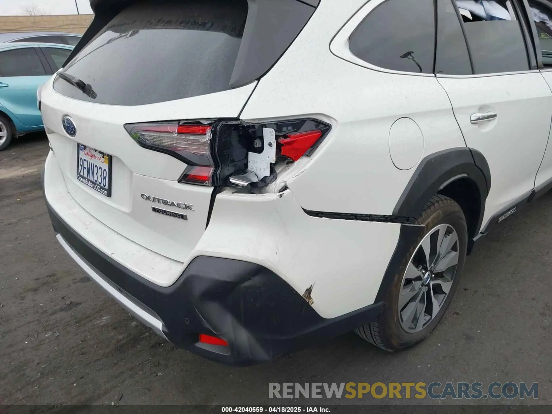 18 Photograph of a damaged car 4S4BTAPC1P3169017 SUBARU OUTBACK 2023