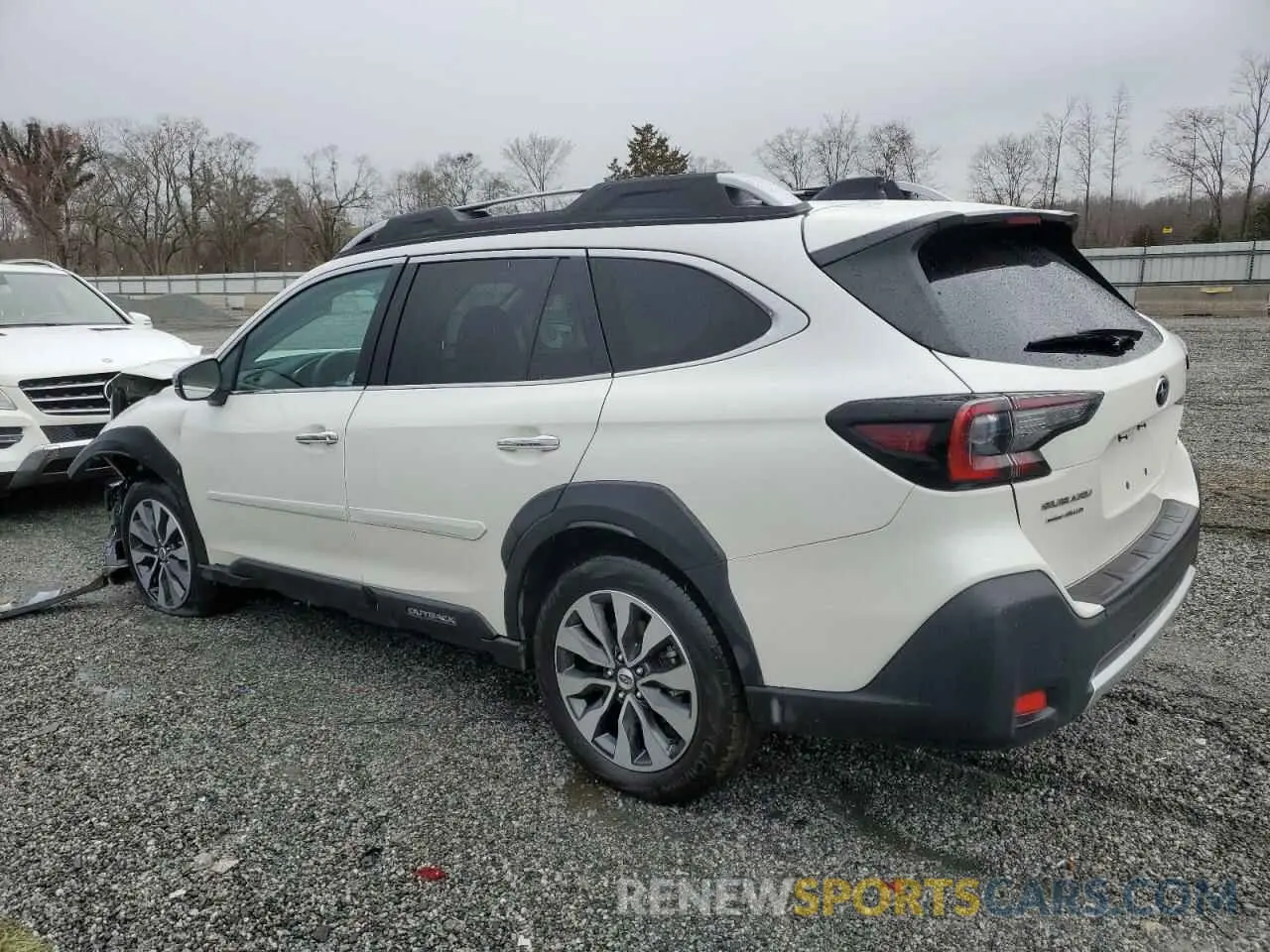 2 Photograph of a damaged car 4S4BTAPCXP3135223 SUBARU OUTBACK 2023