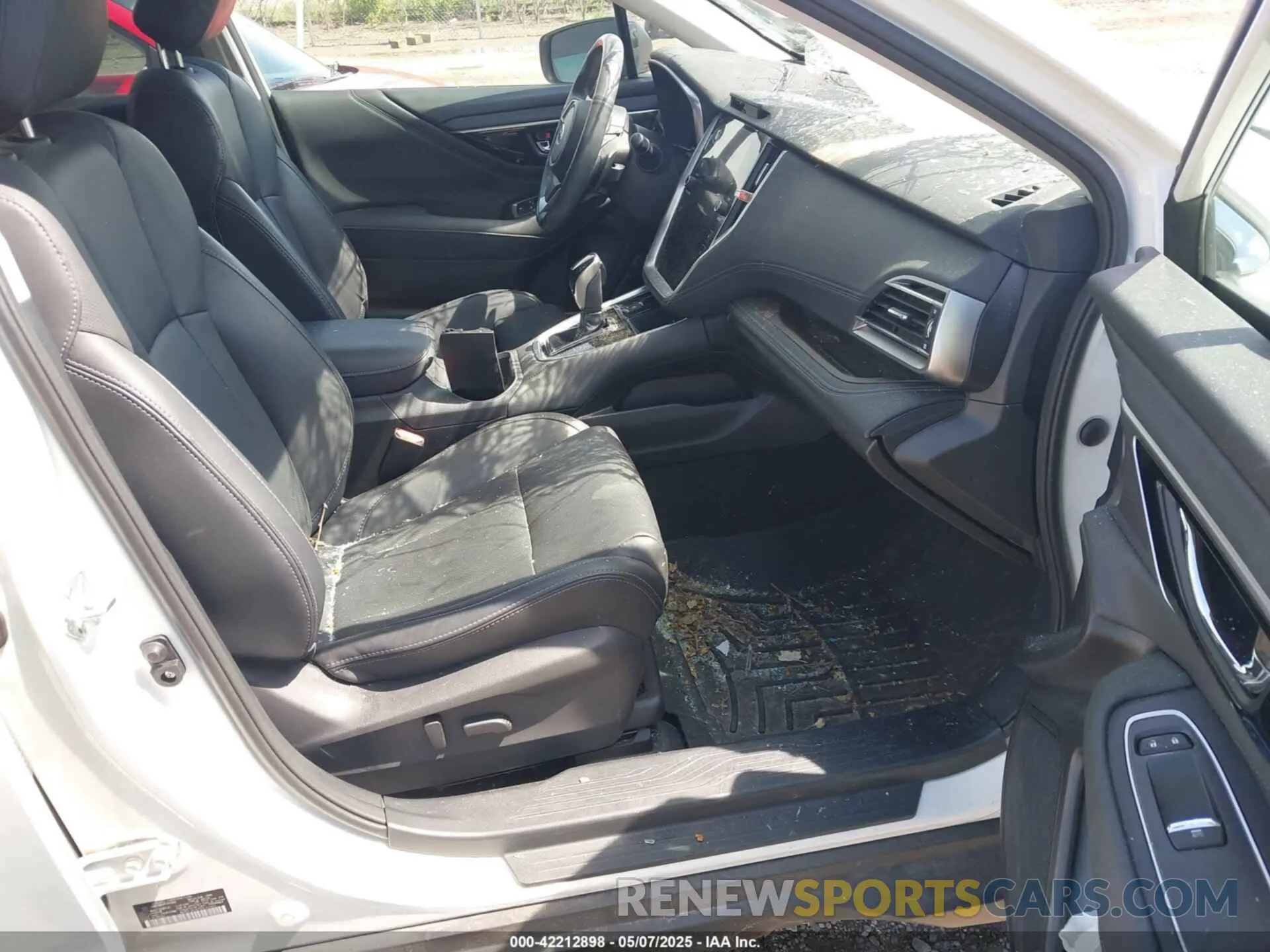 5 Photograph of a damaged car 4S4BTGND3P3157689 SUBARU OUTBACK 2023