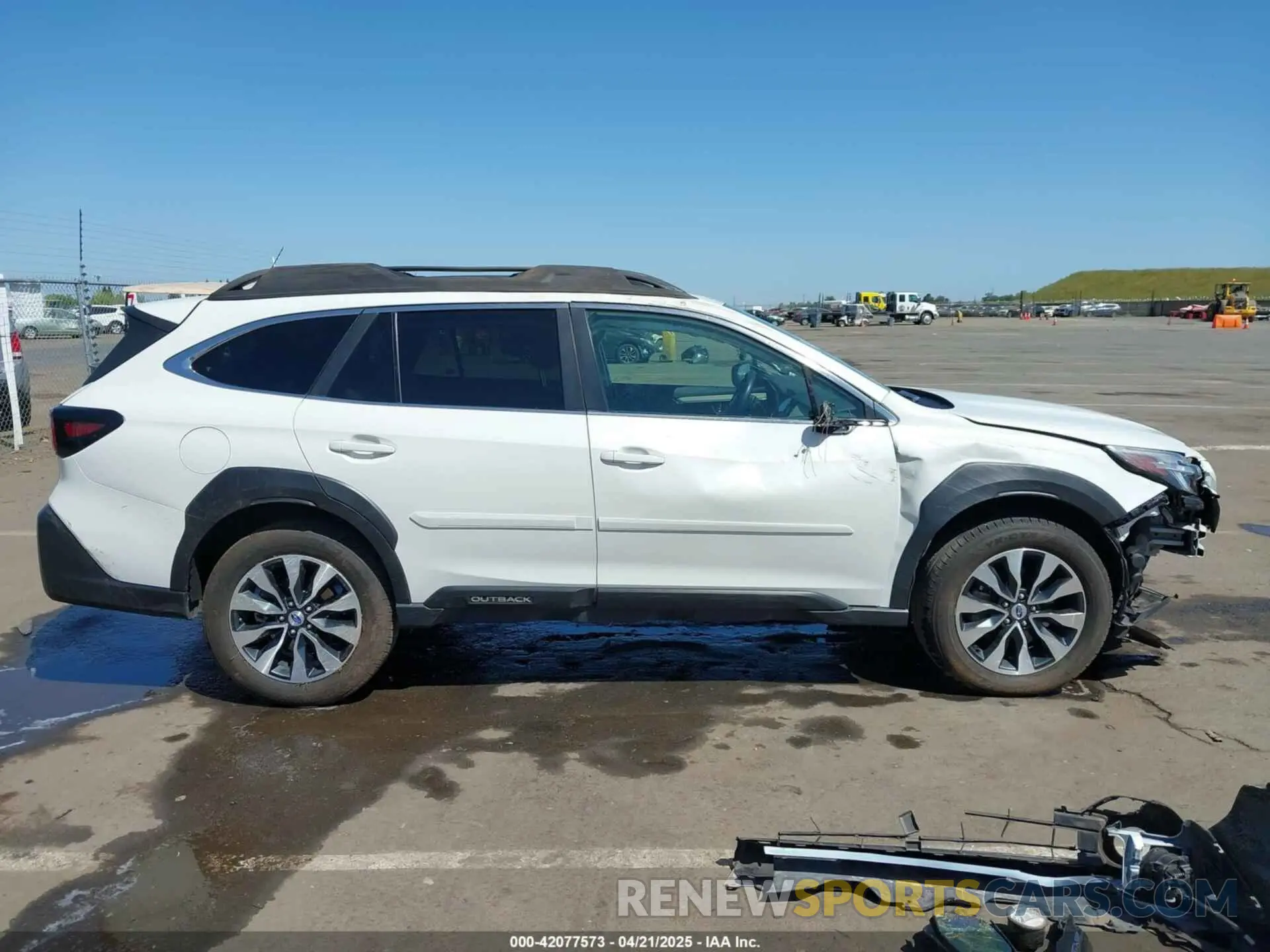 14 Photograph of a damaged car 4S4BTGND3P3176792 SUBARU OUTBACK 2023