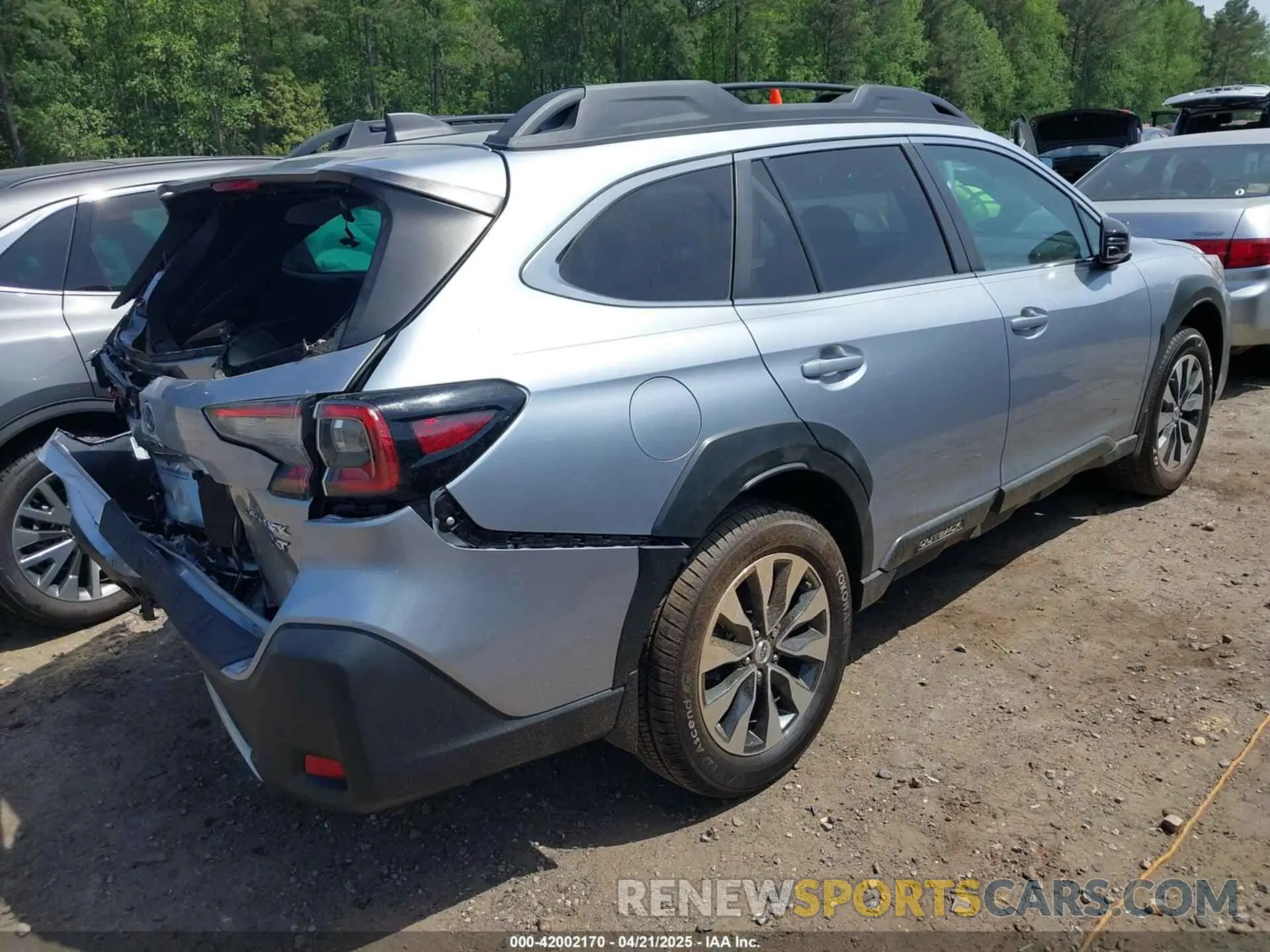 4 Photograph of a damaged car 4S4BTGND5P3120658 SUBARU OUTBACK 2023