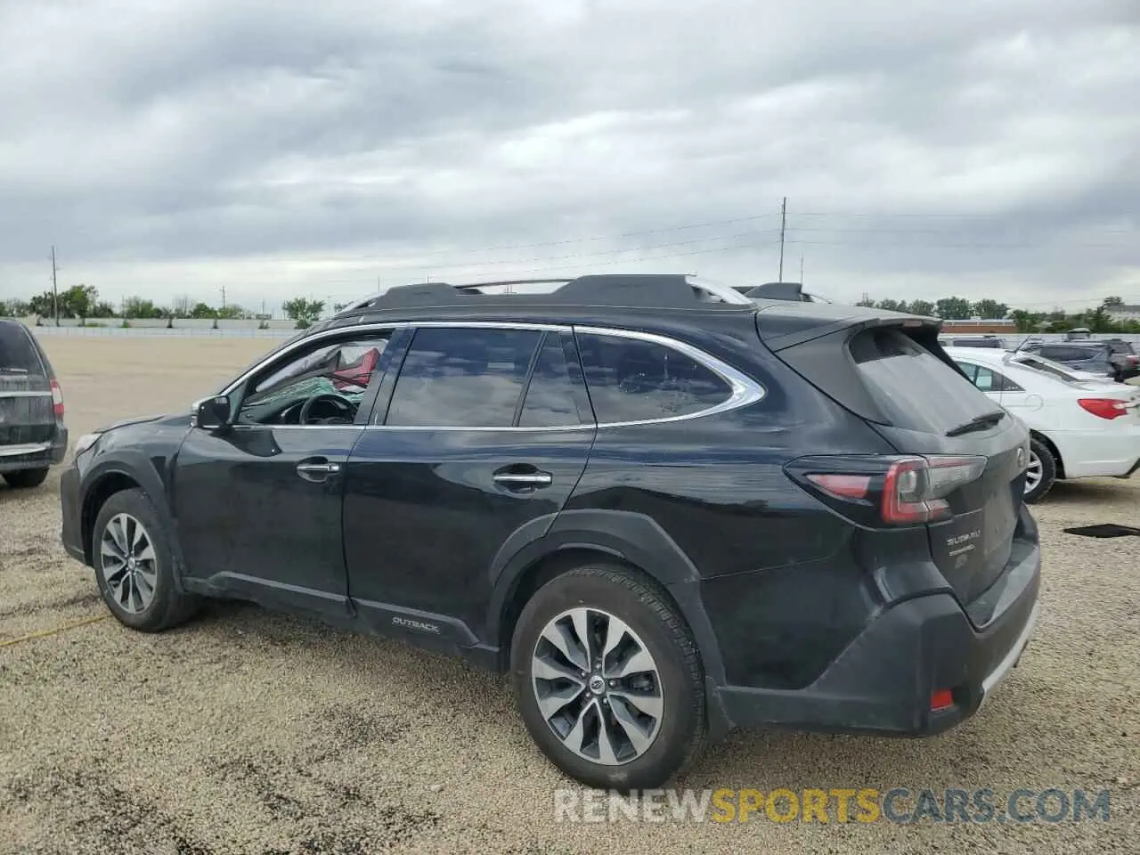 2 Photograph of a damaged car 4S4BTGPD8P3190670 SUBARU OUTBACK 2023