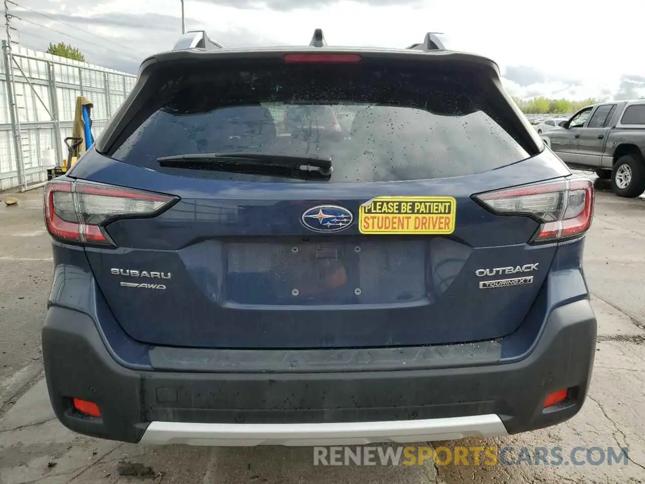 6 Photograph of a damaged car 4S4BTGPDXP3100399 SUBARU OUTBACK 2023