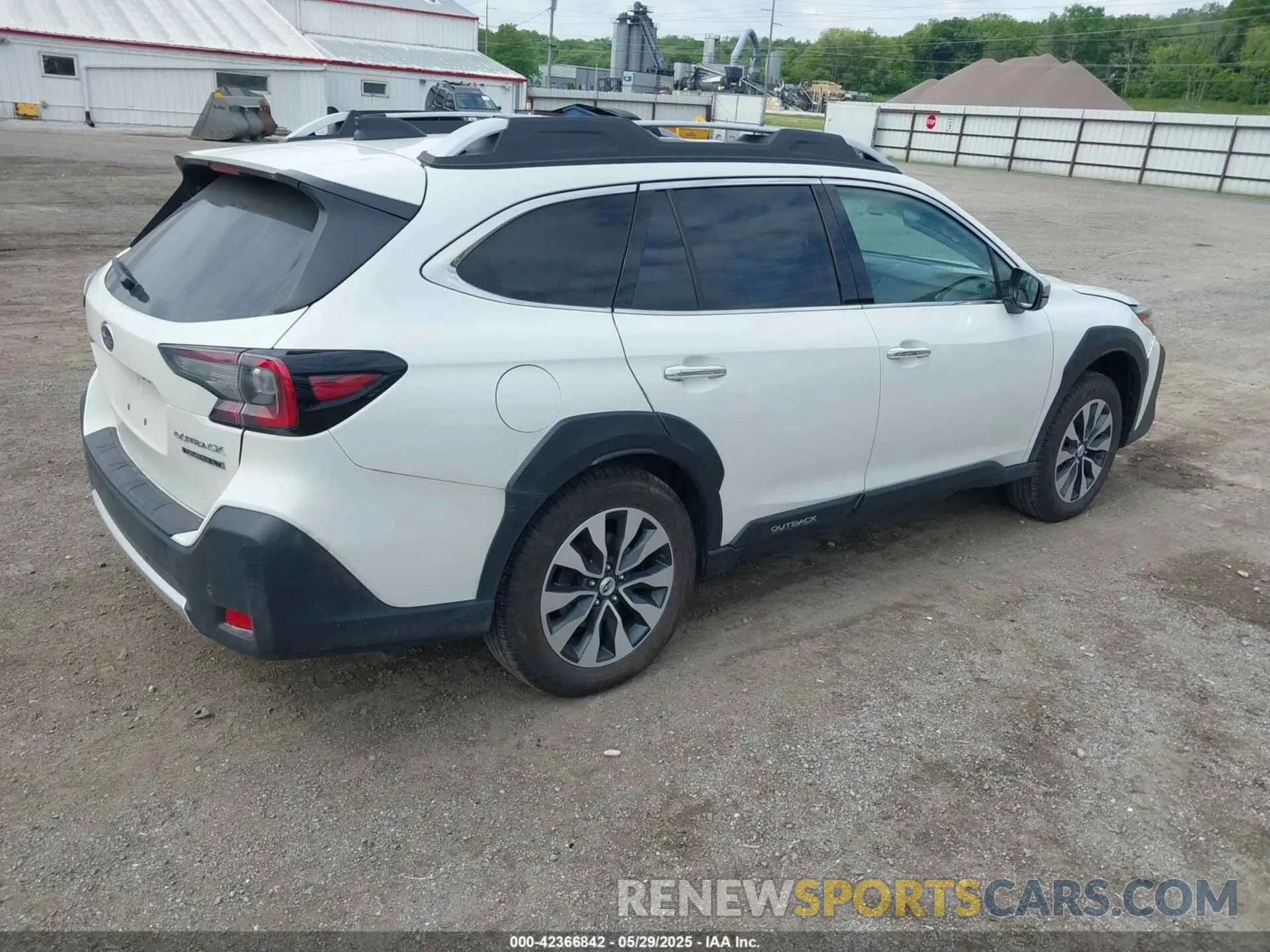 4 Photograph of a damaged car 4S4BTGPDXP3223975 SUBARU OUTBACK 2023