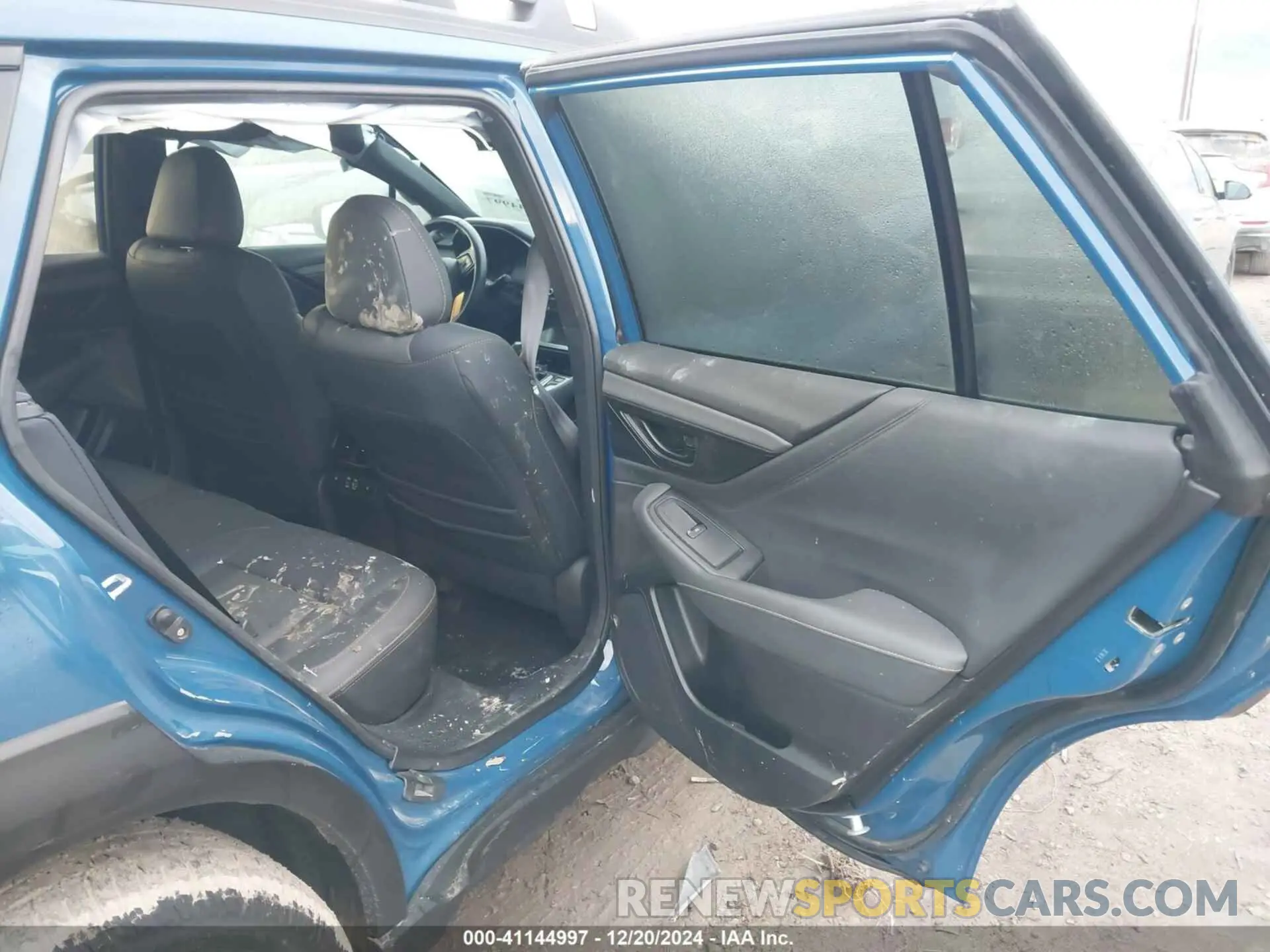 8 Photograph of a damaged car 4S4BTGUD5P3224147 SUBARU OUTBACK 2023